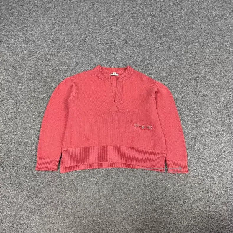 Hermes Hermes Horse-bit Cashmere V-neck Sweater Size XS / US 0-2 / IT 36-38 - 1 Thumbnail
