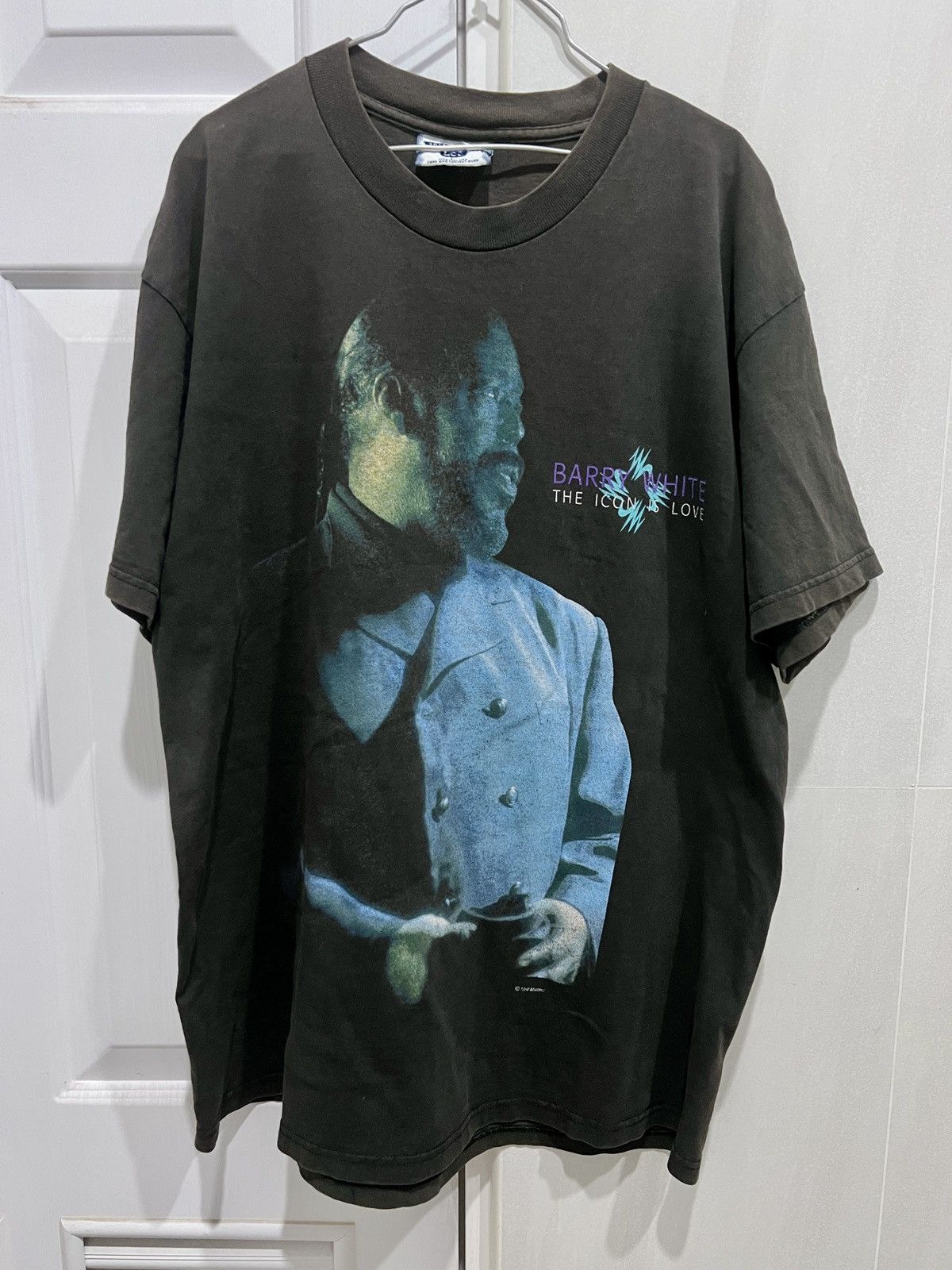 Rap Tees Vintage 90s Barry White Tour Promo Tee Faded R&B Soul Size US L / EU 52-54 / 3 - 1 Thumbnail