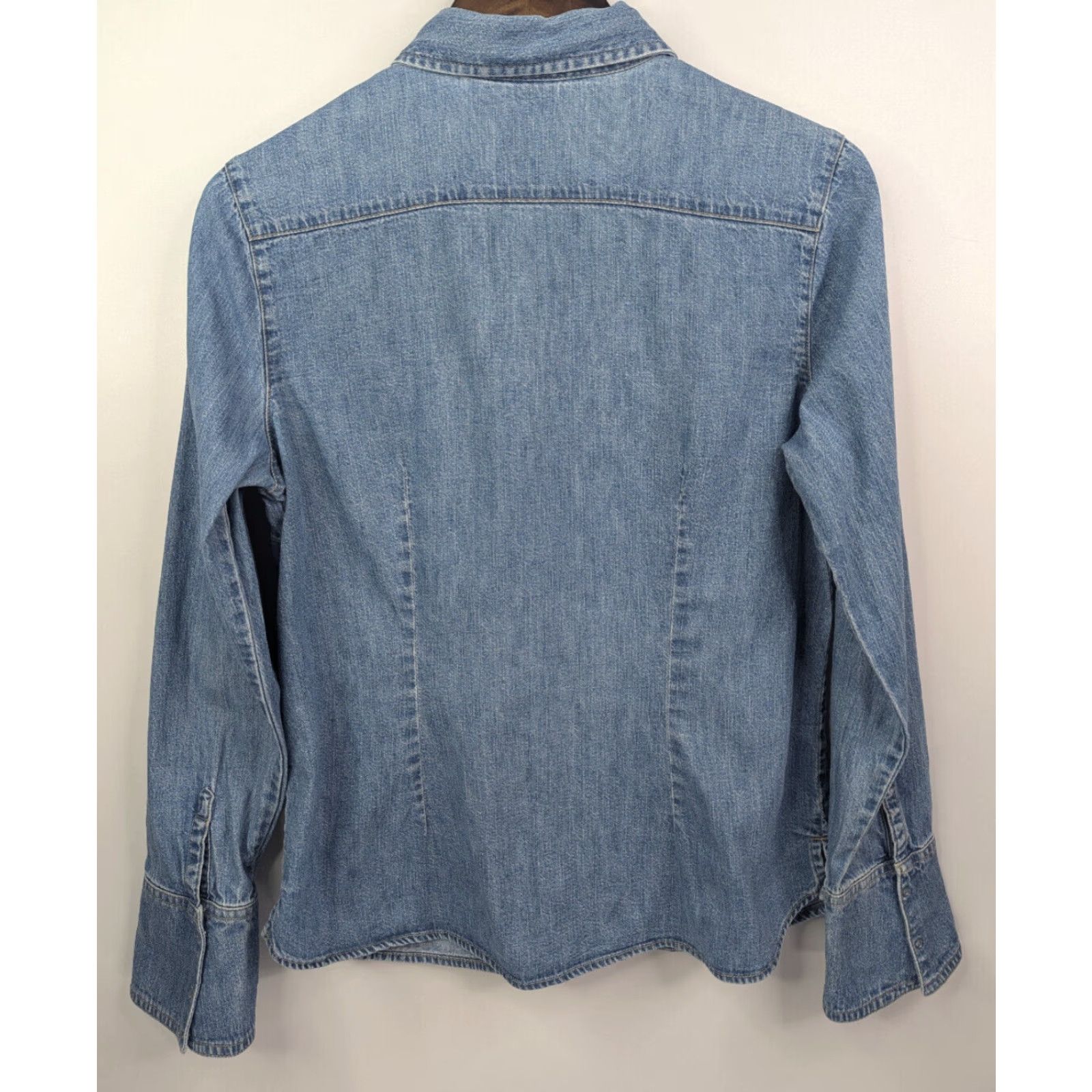 Old Navy VINTAGE Old Navy Denim Shirt Women L Blue Long Sleeve Snap Closure Collared Casual Western Basic 100% Cotton Shirt Womens Size Large Size L / US 10 / IT 46 - 3 Thumbnail
