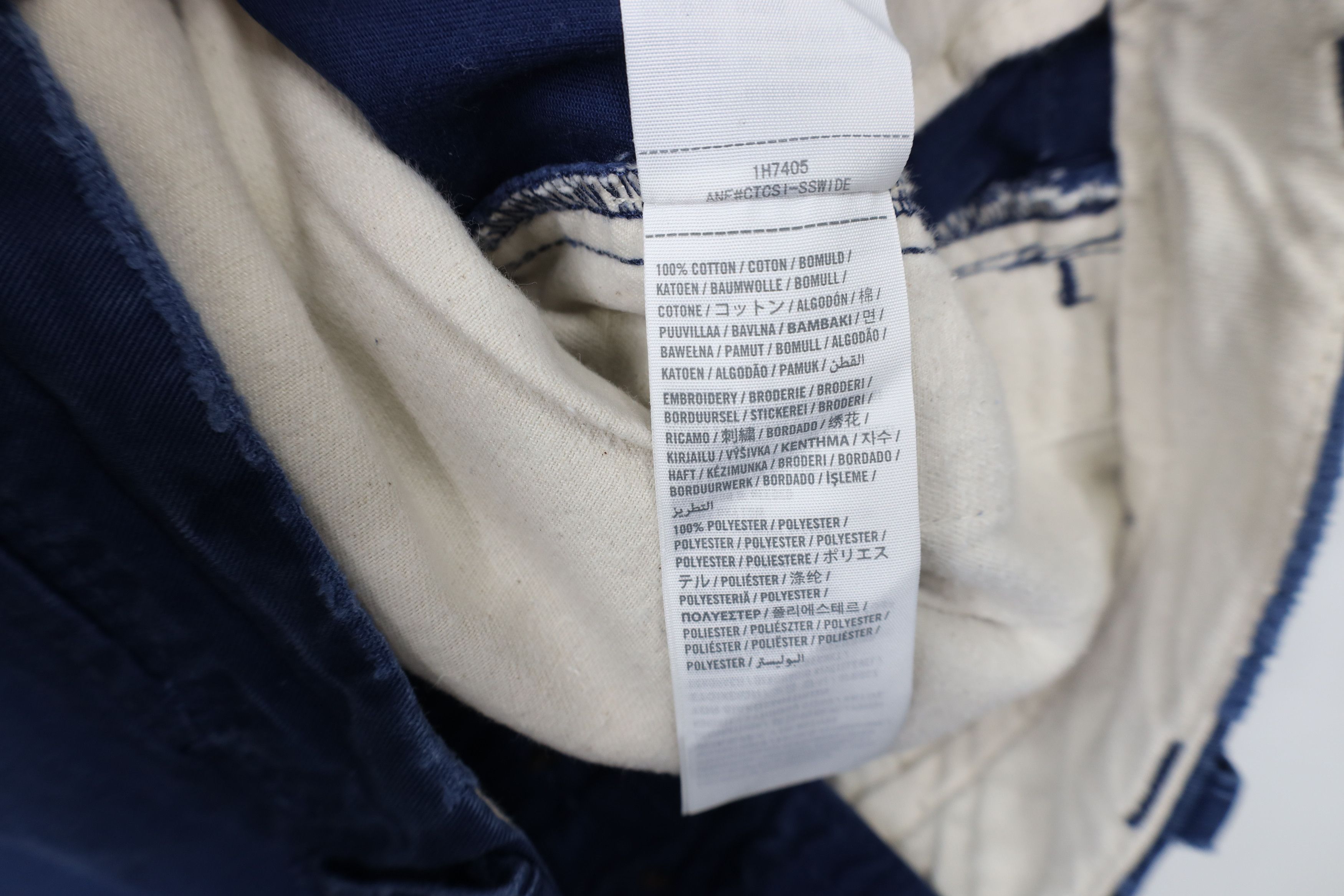 Abercrombie & Fitch × Vintage Vintage Y2K Abercrombie & Fitch Button Fly Above Knee Shorts Size US 31 - 9 Thumbnail