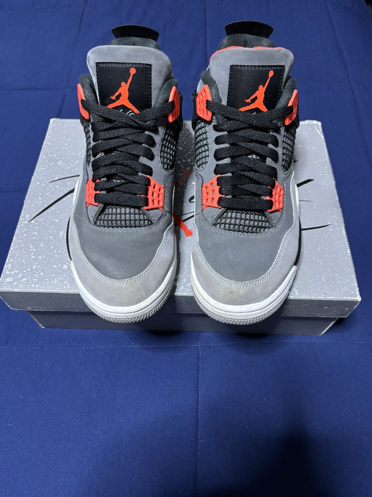 Jordan 4 Retro Infrared 2022 Size 8