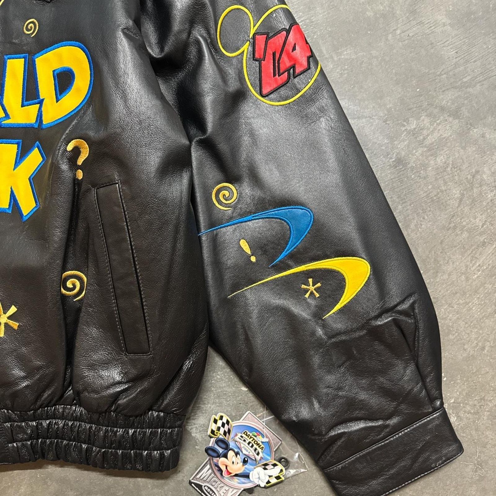Disney × Vintage Vintage JH Design Donald Duck NASCAR Disney Leather Jacket Size US XL / EU 56 / 4 - 6 Thumbnail
