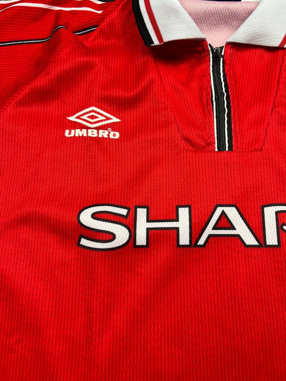 Umbro Manchester United umbro 1994-1996 Home Soccer Jersey Size US M / EU 48-50 / 2 - 4 Thumbnail