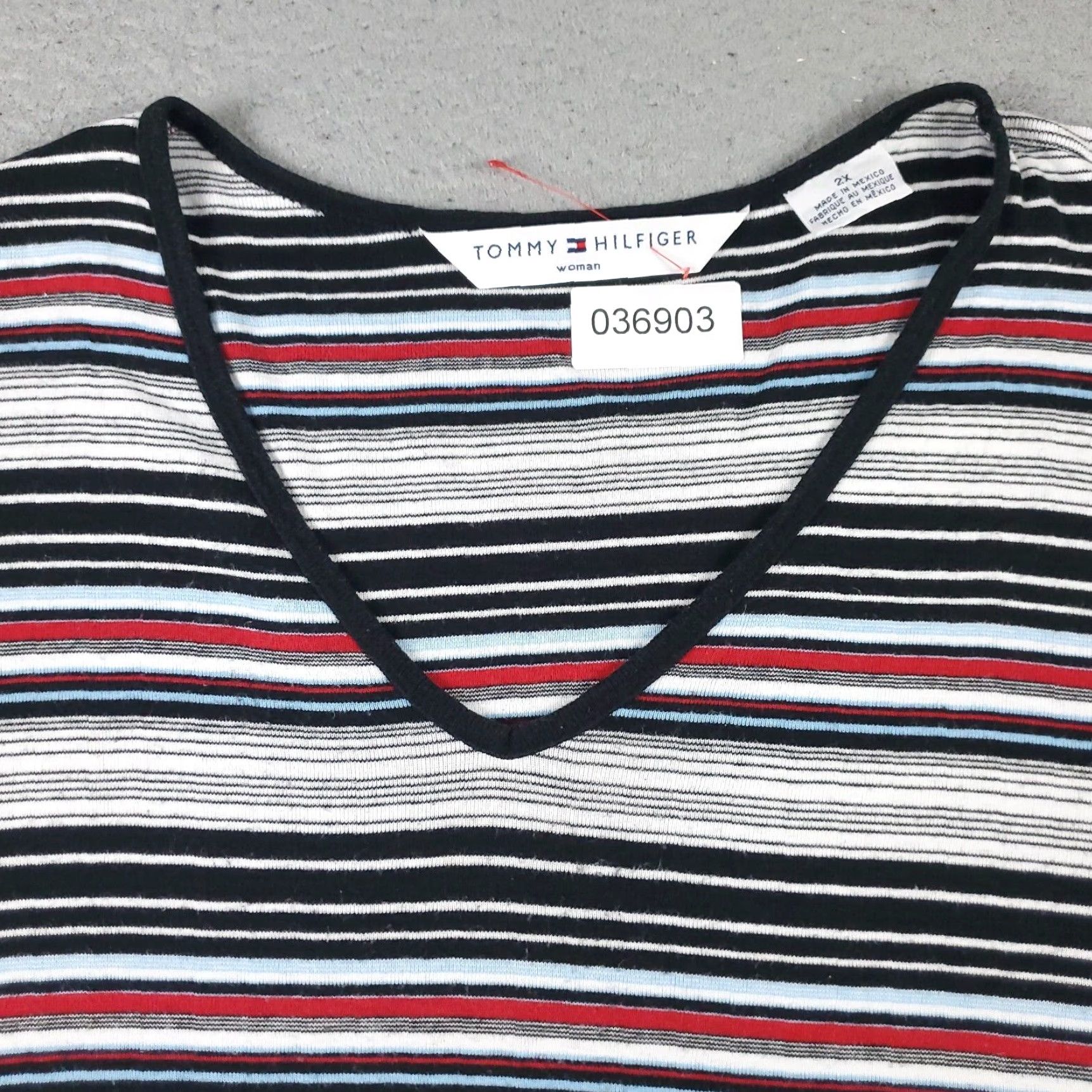 Tommy Hilfiger VINTAGE Tommy Hilfiger T-Shirt Womens Plus Size 2X White Black Red Striped Crew Neck Casual Size XXL / US 16-18 / IT 52-54 - 2 Thumbnail