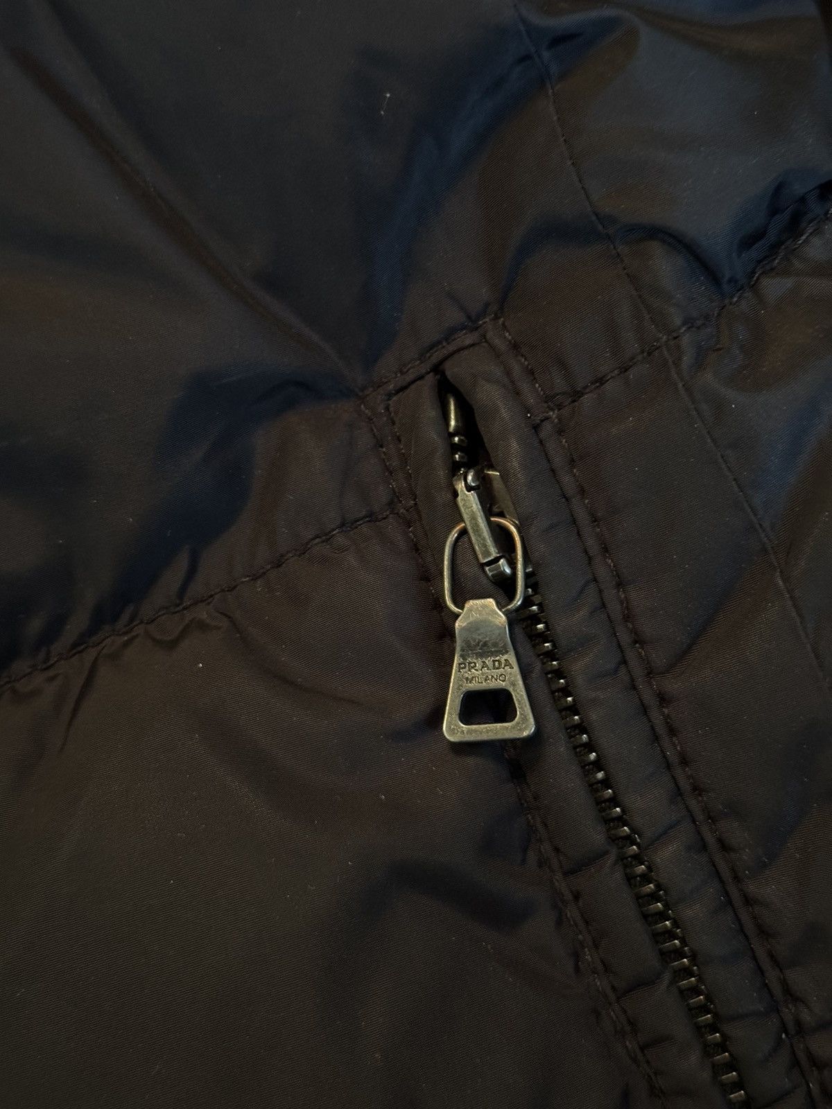 Prada Prada avant Garde down puffer jacket Size M / US 6-8 / IT 42-44 - 4 Thumbnail