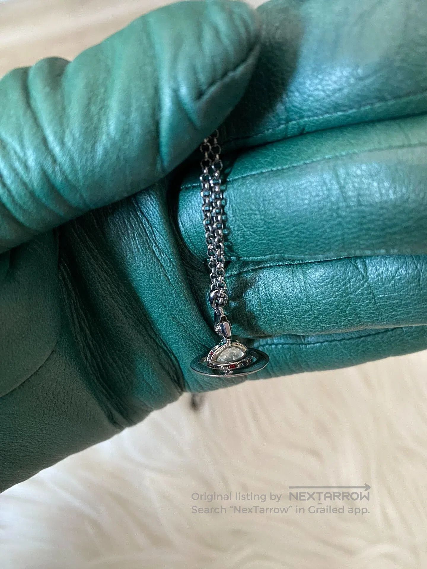 Vivienne Westwood Vivienne Westwood Small Gunmetal Orb Necklace. Size ONE SIZE - 2 Thumbnail