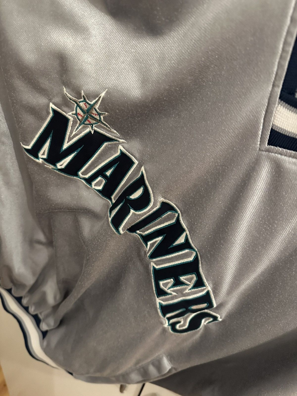 Starter starter jacke Seattle Mariners Size L jacket Schlupfjacke Size US L / EU 52-54 / 3 - 7 Thumbnail