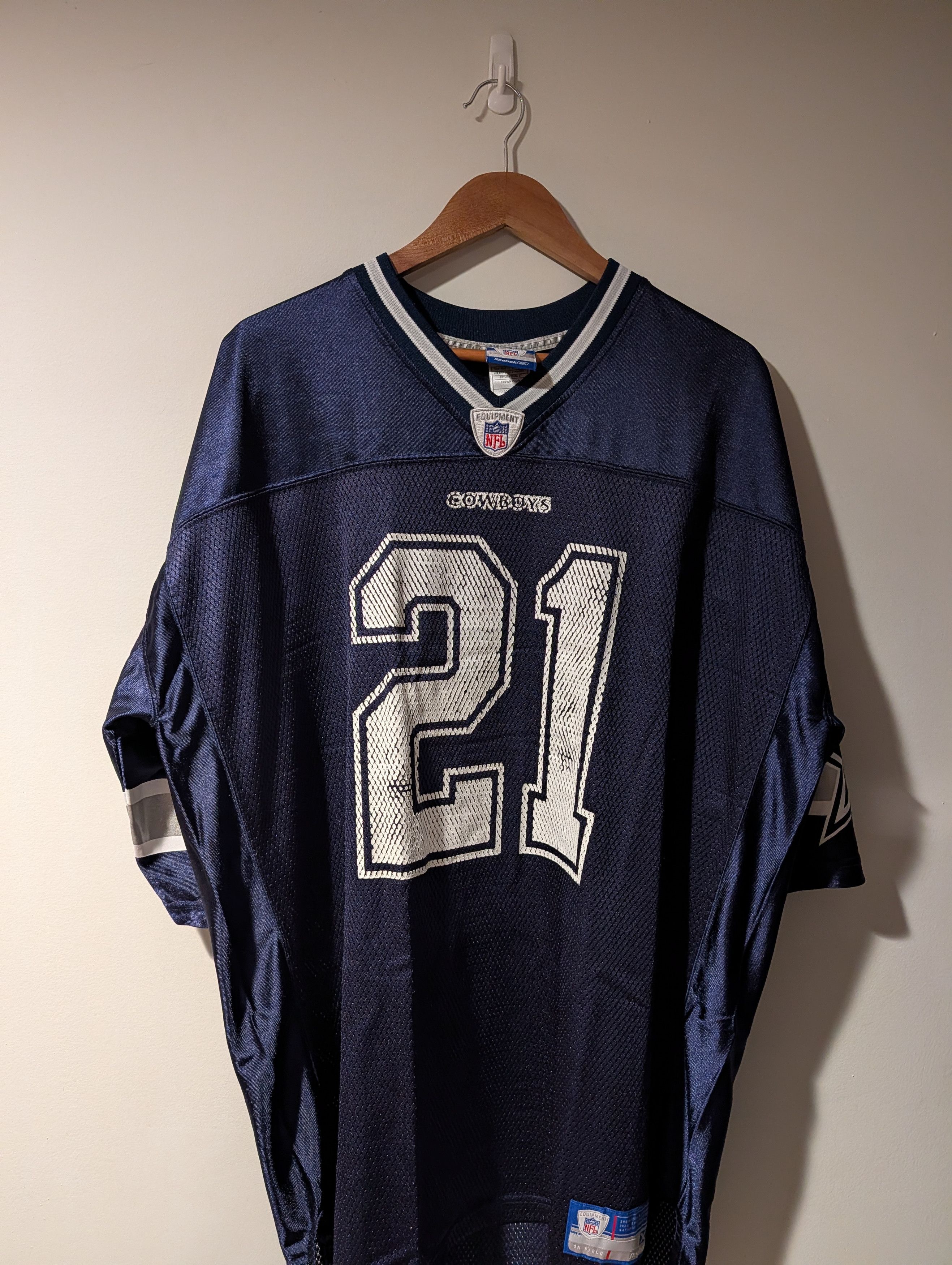 NFL Vintage Dallas Cowboys Julius. Jones NFL Football Jersey Size US XXL / EU 58 / 5 - 7 Thumbnail