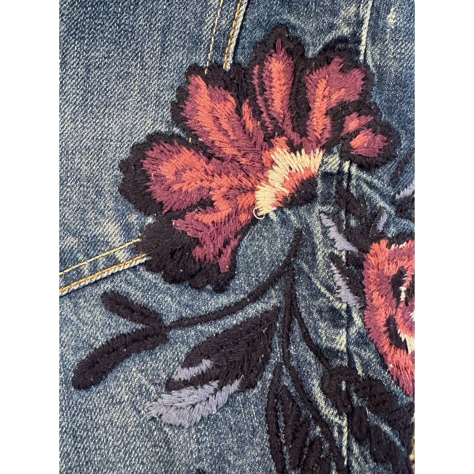 Abercrombie & Fitch ABERCROMBIE & FITCH 90s Annie Girlfriend Floral Jeans 26 Size 26" / US 2 / IT 38 - 10 Thumbnail