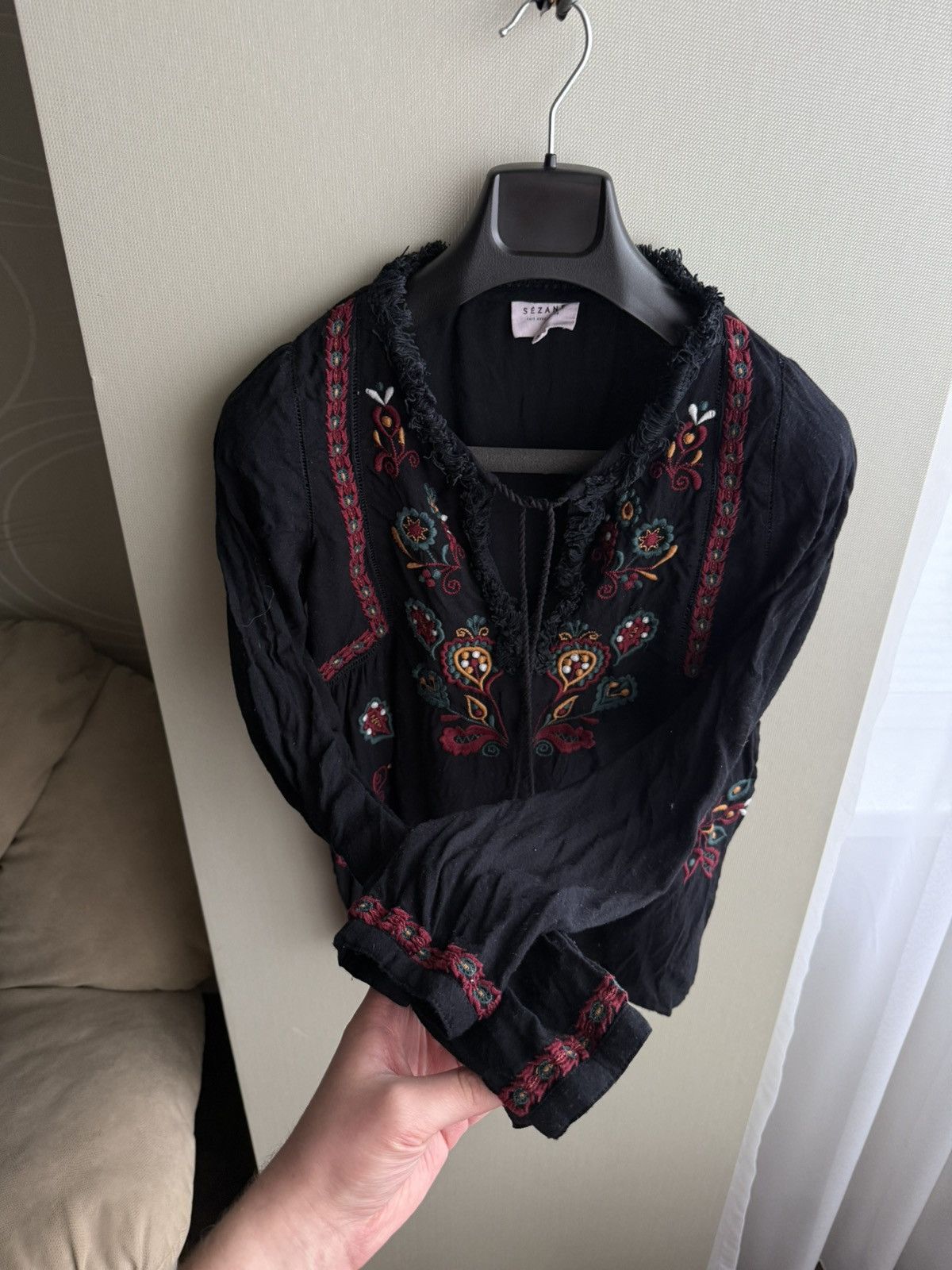 Sezane SéZane black blouse sezane embroidered Size 38 Size M / US 6-8 / IT 42-44 - 3 Thumbnail