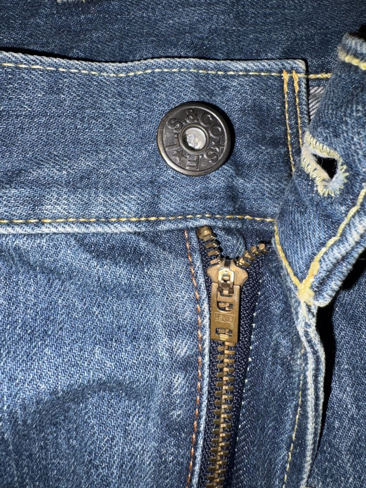 Levi's Vintage Clothing Rare Levi’s 601 Straight Fit Denim - Distressed - 36x34 Size US 36 / EU 52 - 6 Thumbnail
