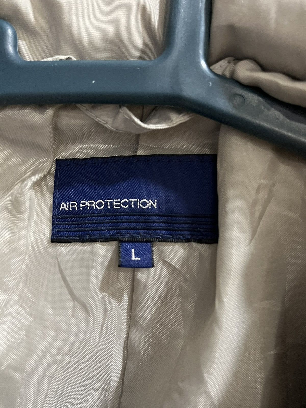 Uniqlo Vintage Uniglo Air Protection Windbreaker Hooded Jacket Size US L / EU 52-54 / 3 - 6 Thumbnail