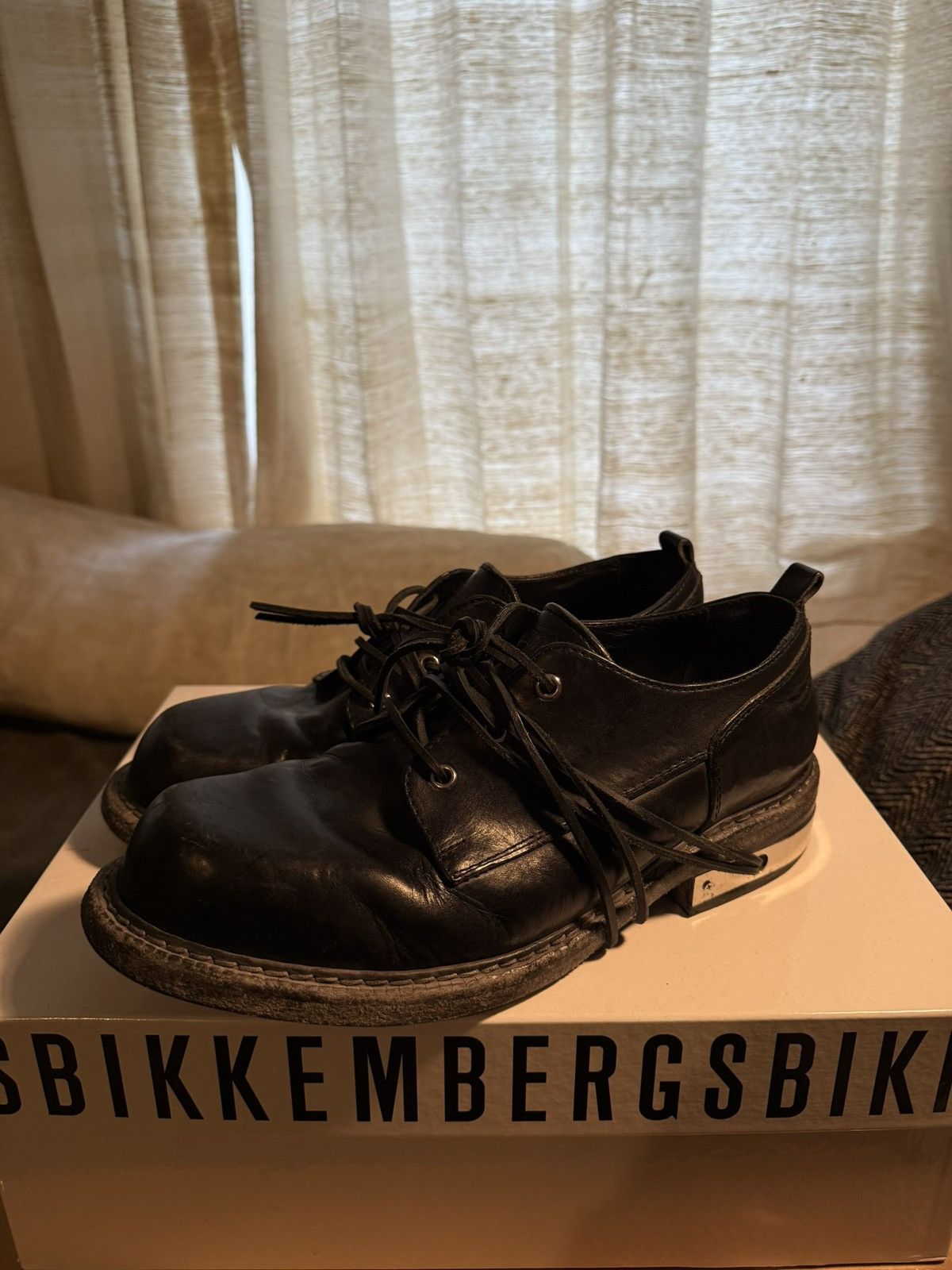 Dirk Bikkembergs Dirk Bikkembergs Derby Size US 9 / EU 42 - 1 Thumbnail