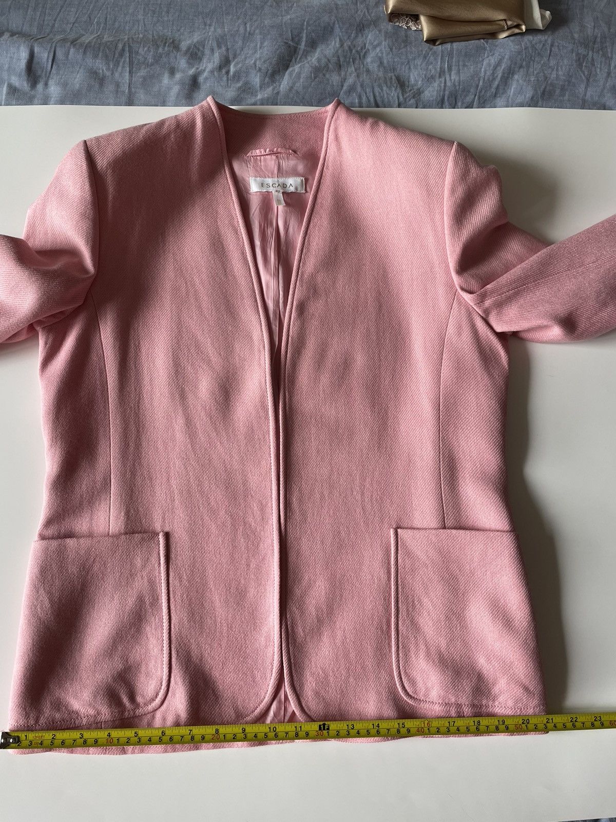 Escada Vintage Escada Piacenza Cashmere Silk Jacket Pink Size S / US 4 / IT 40 - 16 Thumbnail