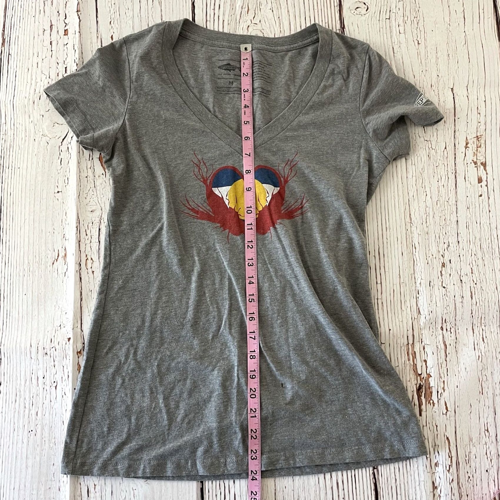 Vintage RepYourWater V-Neck T Shirt Women’s Medium Gray Short Sleeve Fishing Shirt Size M / US 6-8 / IT 42-44 - 6 Thumbnail