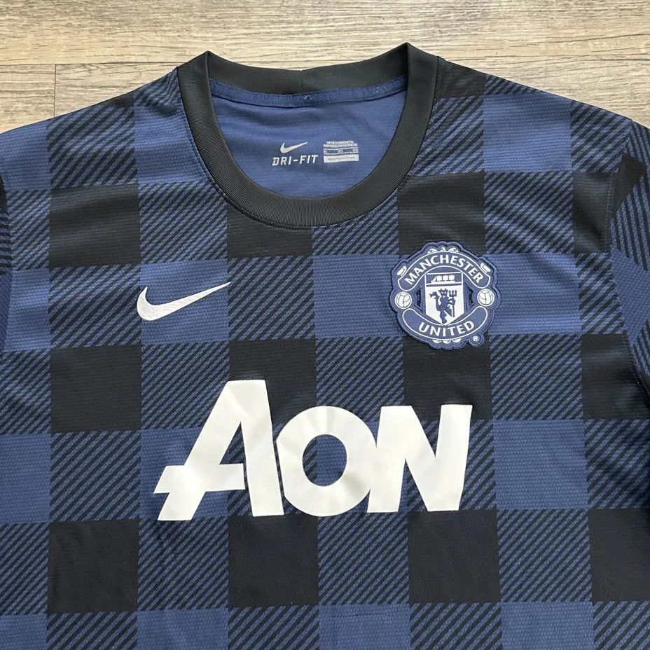 Nike Authentic Manchester United AON 2013-14 Away Jersey Kit Size US XL / EU 56 / 4 - 4 Thumbnail