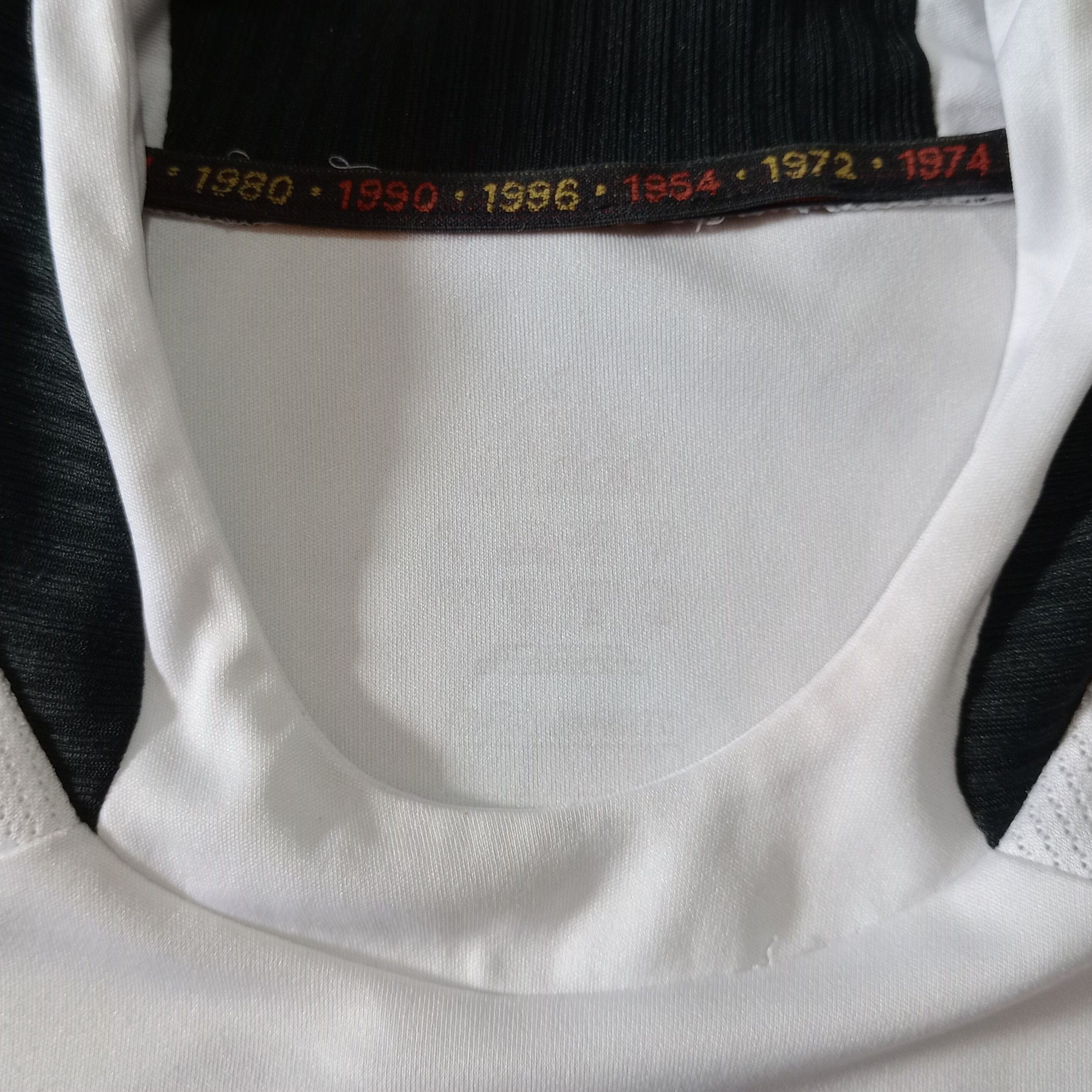 Adidas Germany 2008-2009 Home Jersey Toni Kroos 39 Size US M / EU 48-50 / 2 - 5 Thumbnail