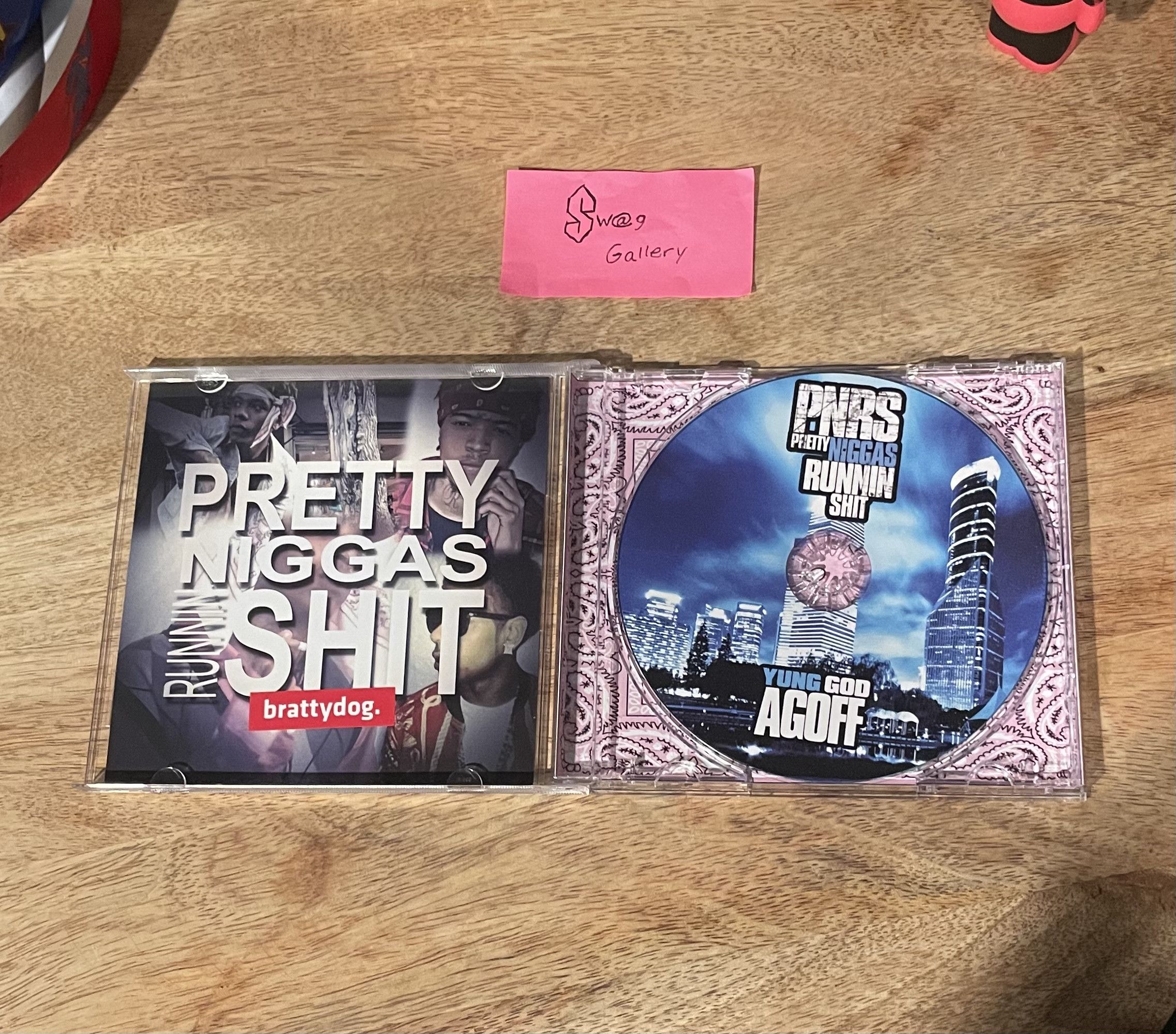 Drain Gang YUNG GOD & AGOFF-(PNRS) Pretty Ni**** Runnin shit CD based Size ONE SIZE - 2 Thumbnail