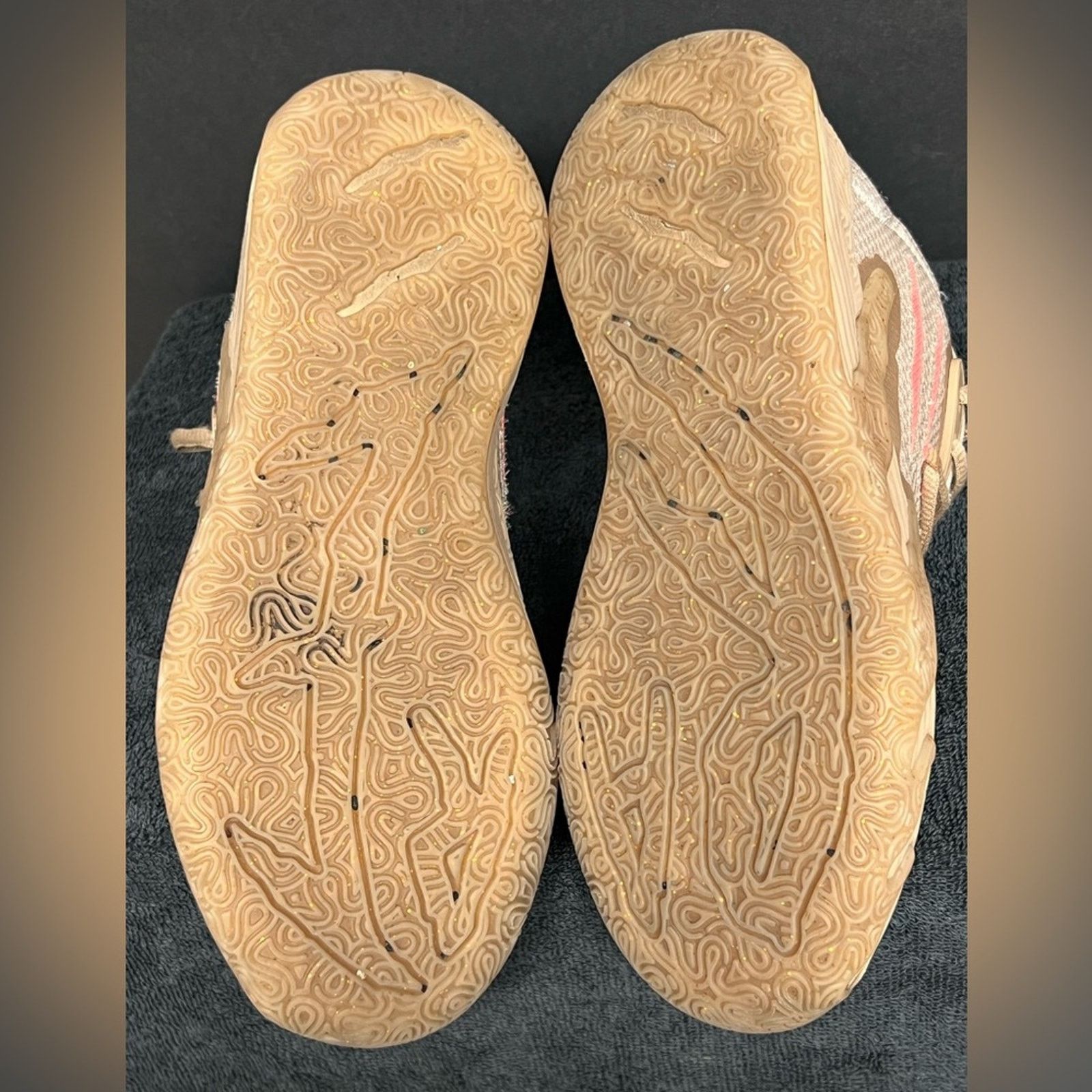 Puma Youth Puma LaMelo Ball MB.03 JR 'Chinese New Year(GS)' SZ 6 Size US 7.5 / IT 37.5 - 8 Thumbnail
