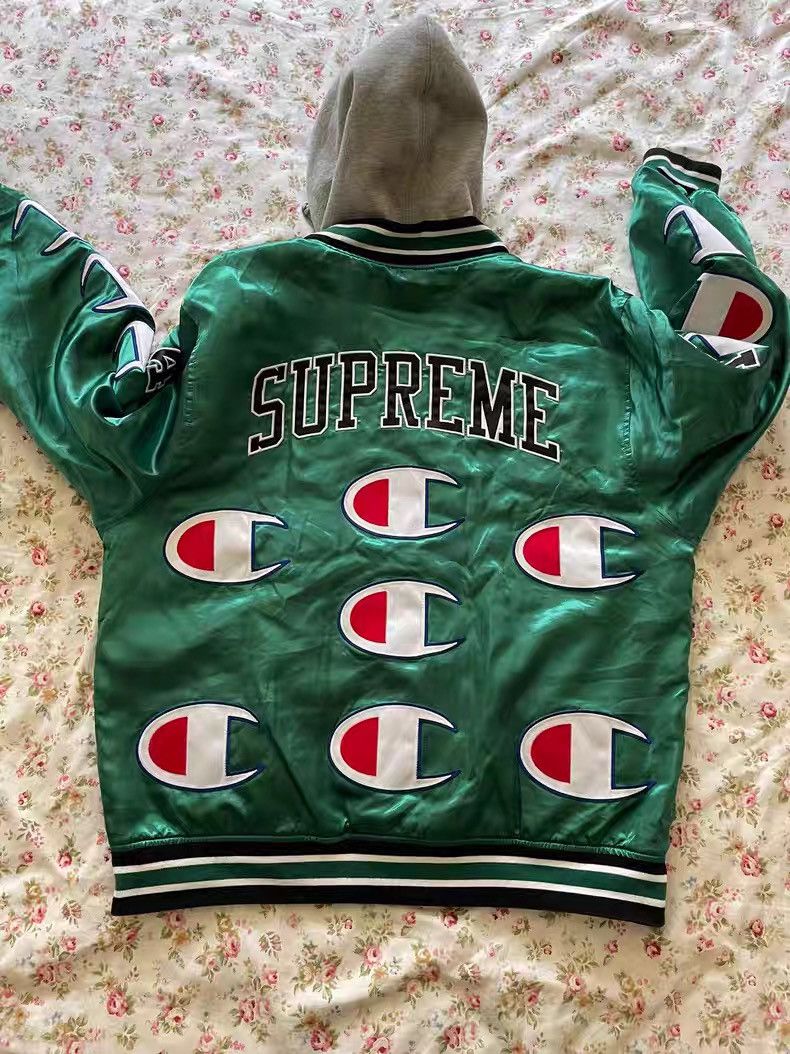 Champion × Supreme Supreme x champion hooded satin varsity Size US M / EU 48-50 / 2 - 3 Thumbnail