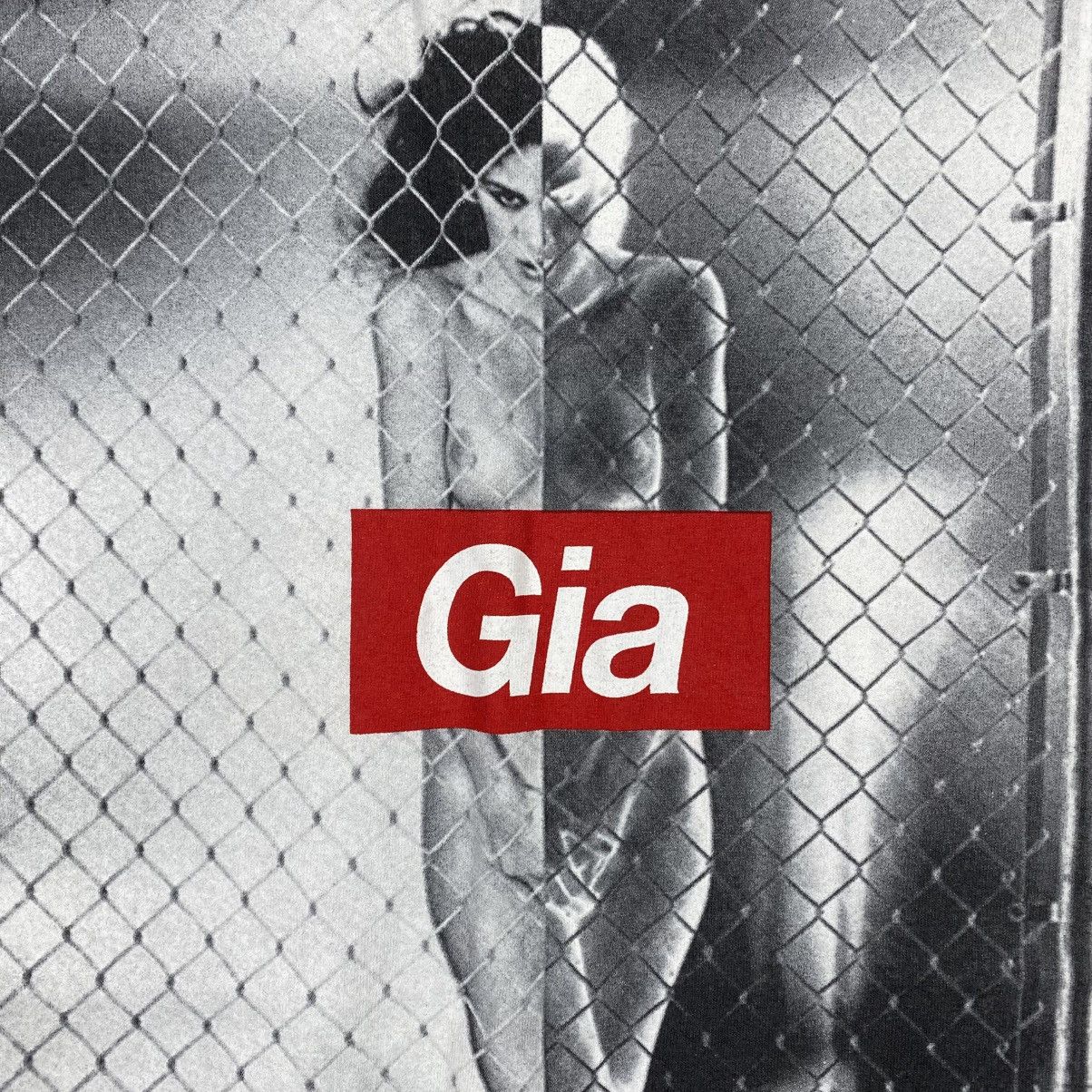 Dissizit GIA MARIE CARANGI American Super Model Memorial Tee