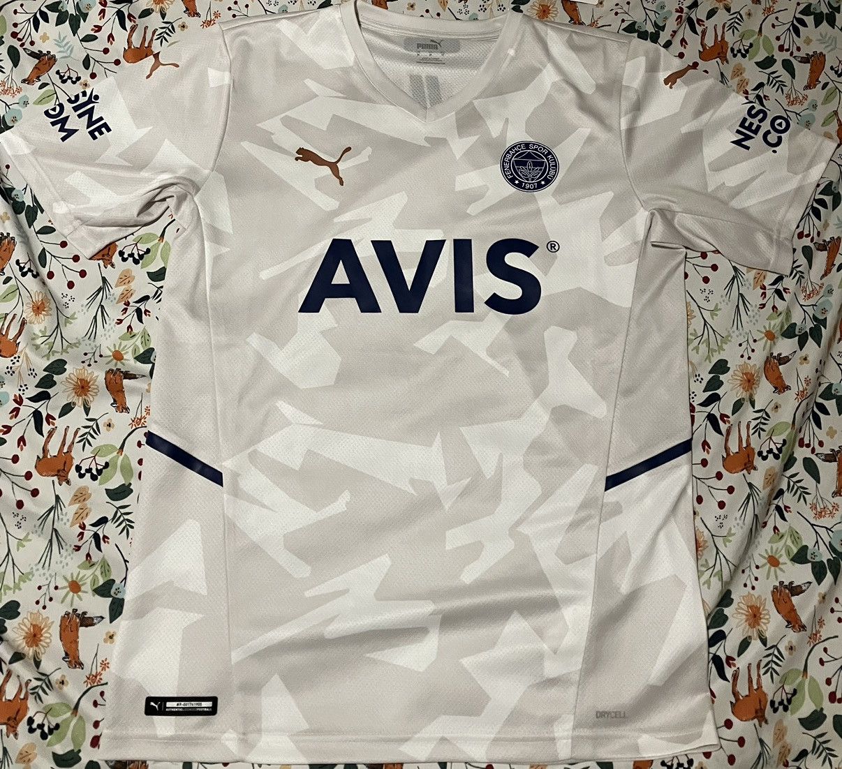 Nike Puma Fenerbahçe SK Away Jersey Soccer Club Sz Medium Size US M / EU 48-50 / 2 - 1 Thumbnail