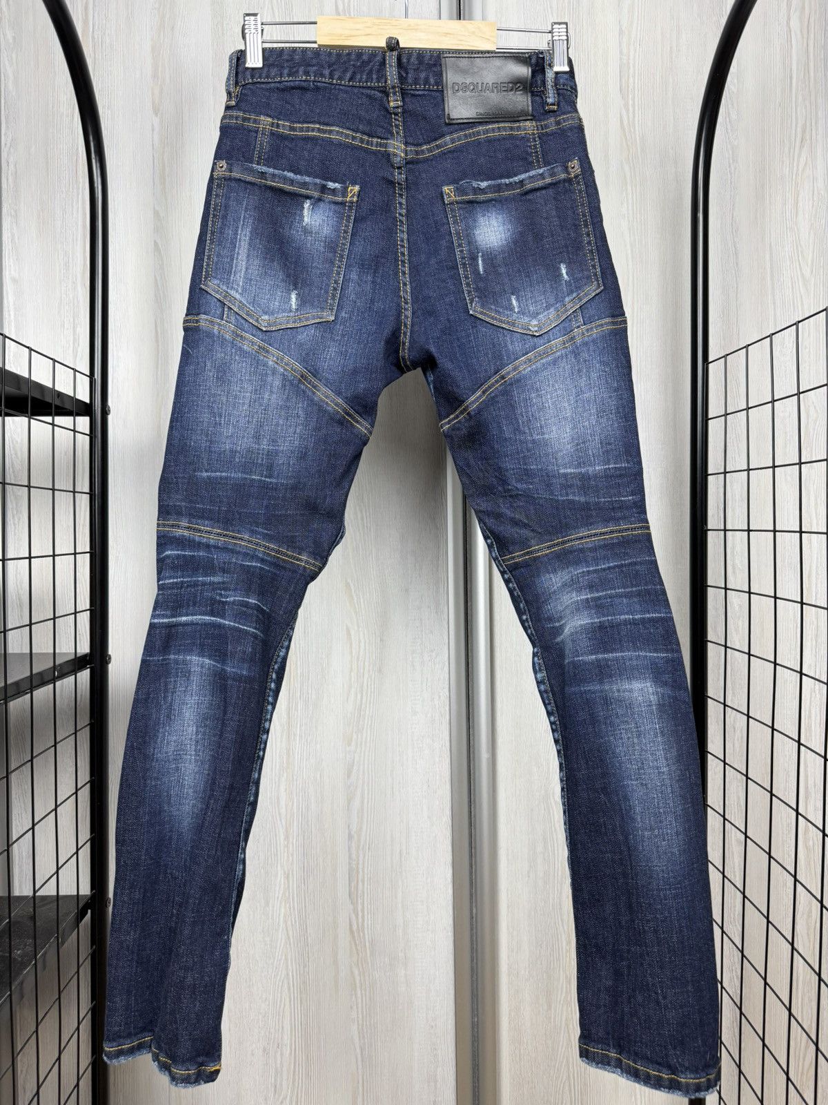 Dsquared2 Dsquared2 classic kenny twist jeans faded distressed Size US 30 / EU 46 - 6 Thumbnail