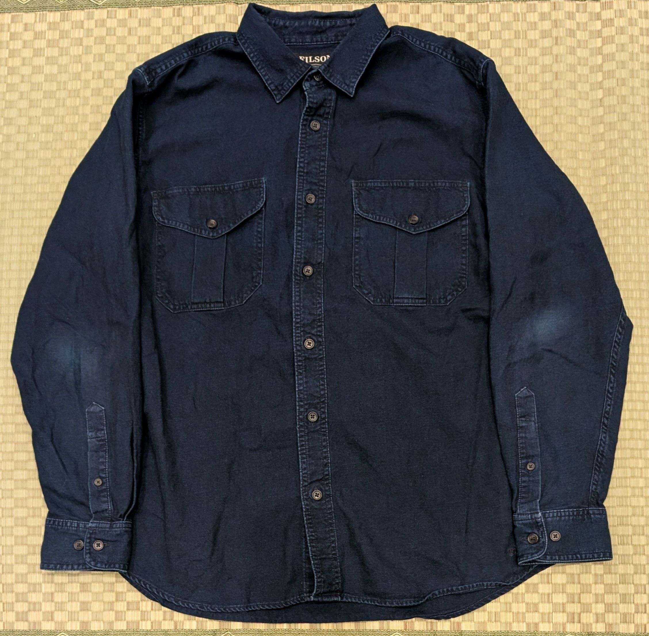 Filson Filson Lightweight Alaskan Guide Shirt Navy Size US M / EU 48-50 / 2 - 1 Thumbnail
