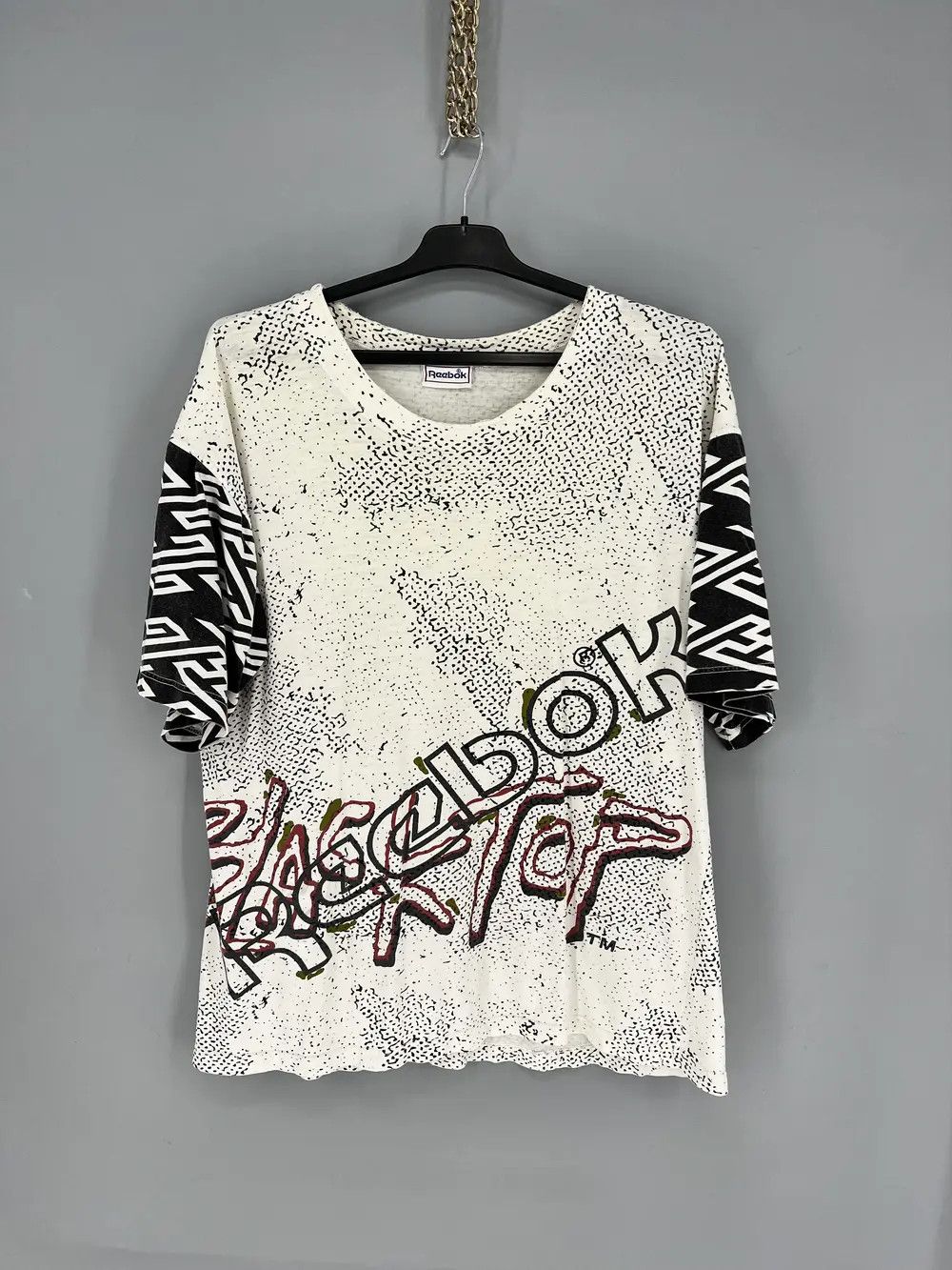 Reebok REEBOK BlackTop Vintage T-Shirt Big Logo Tee Basketball 90s Size US XL / EU 56 / 4 - 1 Thumbnail