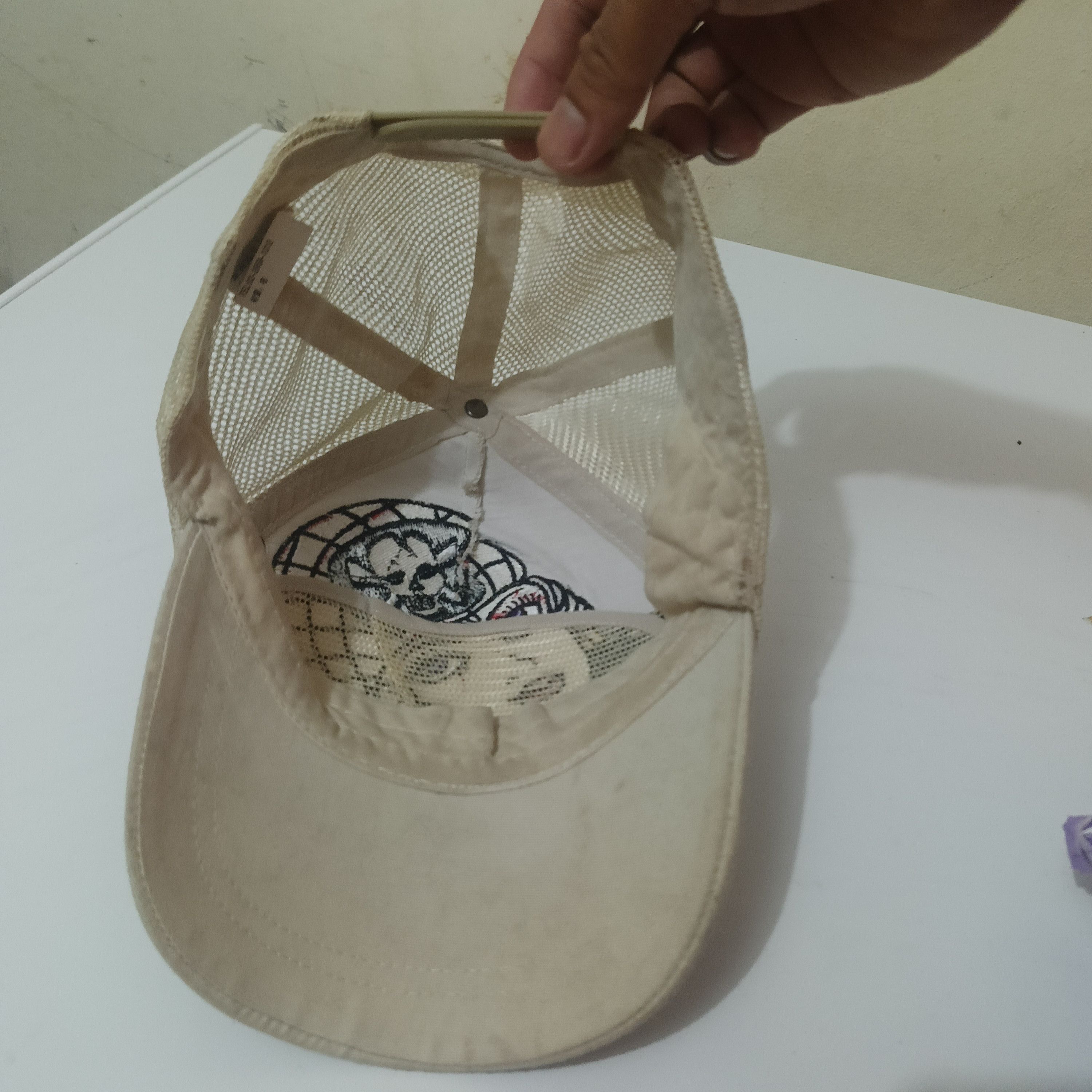 Designer × Japanese Brand Distressed trucker cap inspired ed hardy trucker cap Size ONE SIZE - 13 Thumbnail