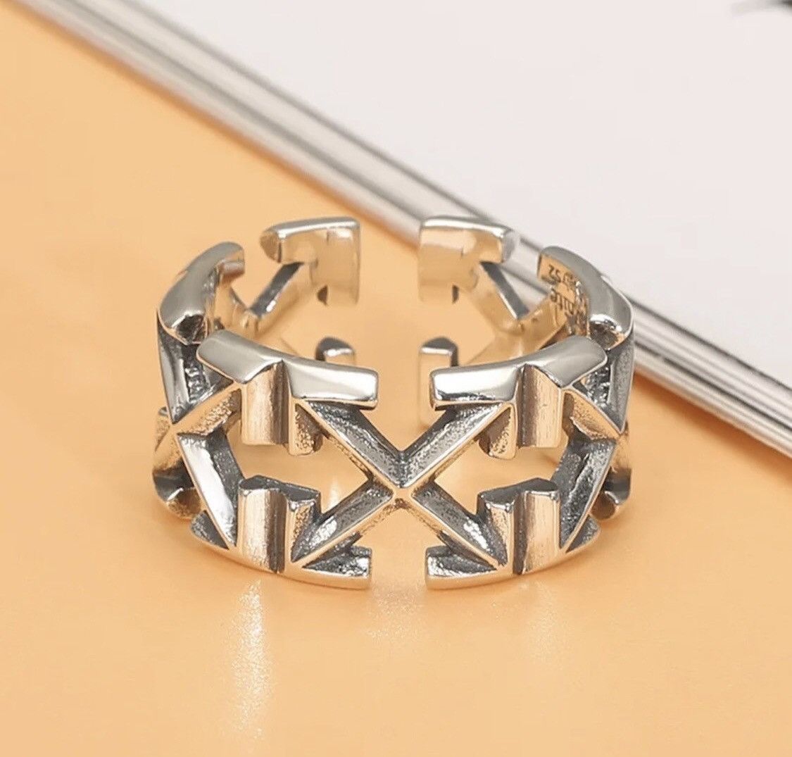 Jewelry Adjustable Arrow Ring Size ONE SIZE - 1 Thumbnail