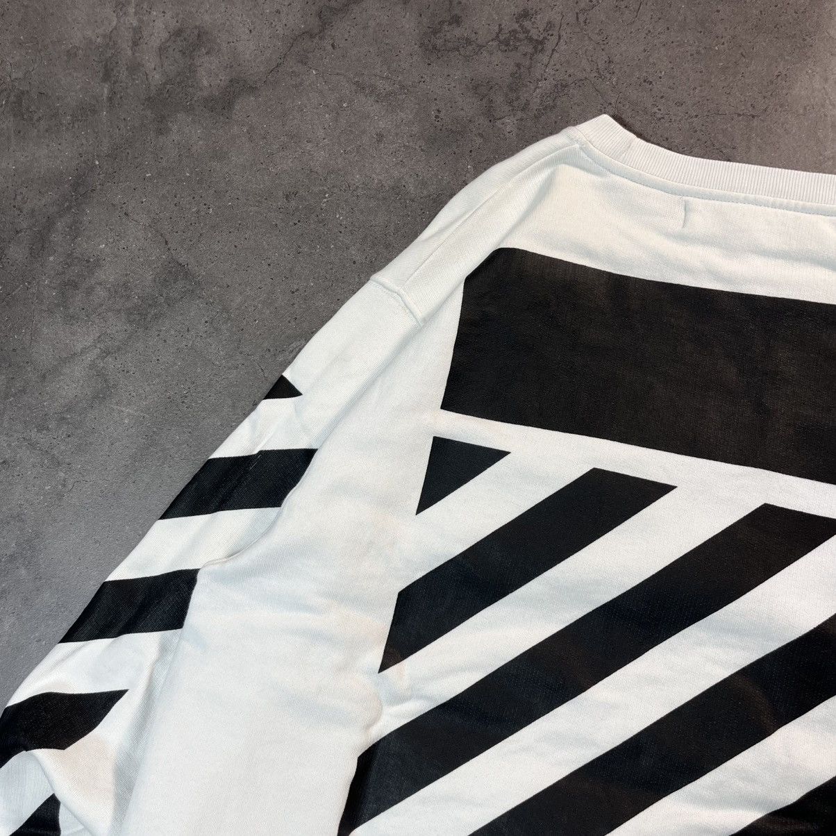 Off-White Off White Virgil Abloh Diagonals Caravaggio Crewneck Sweat Size US XL / EU 56 / 4 - 13 Thumbnail