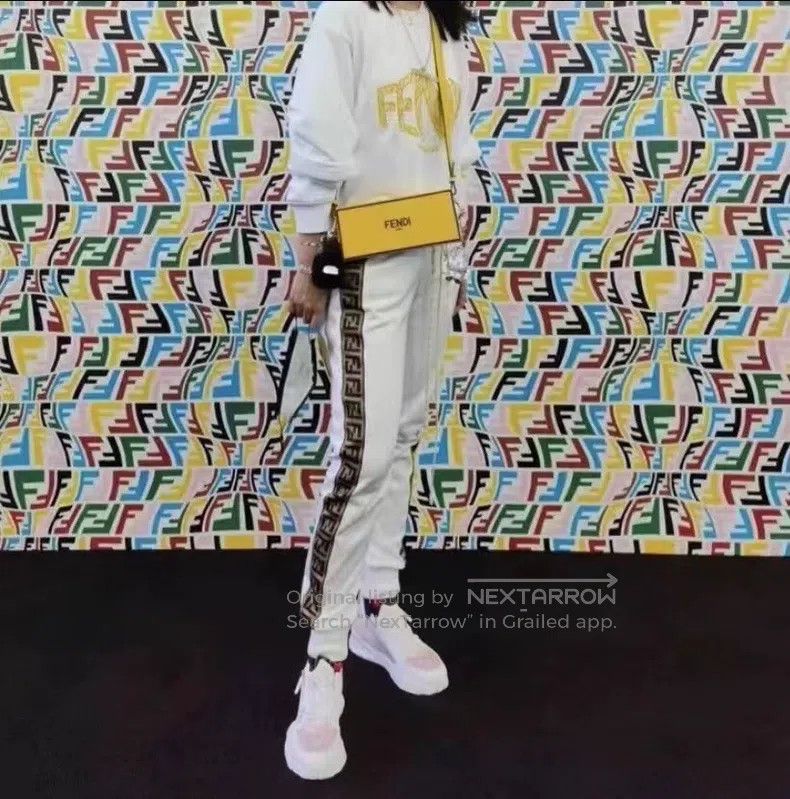 Fendi Fendi White Side Logo Letter Drawstring Leisure Long Pants Size 42" / US 20 - 9 Thumbnail