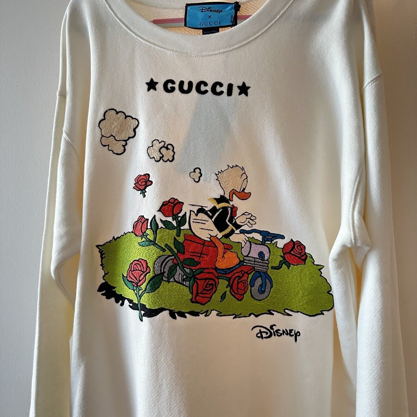 Gucci NWT Gucci White Disney Edition Donald Duck Sweatshirt sz M T Size M / US 6-8 / IT 42-44 - 5 Thumbnail