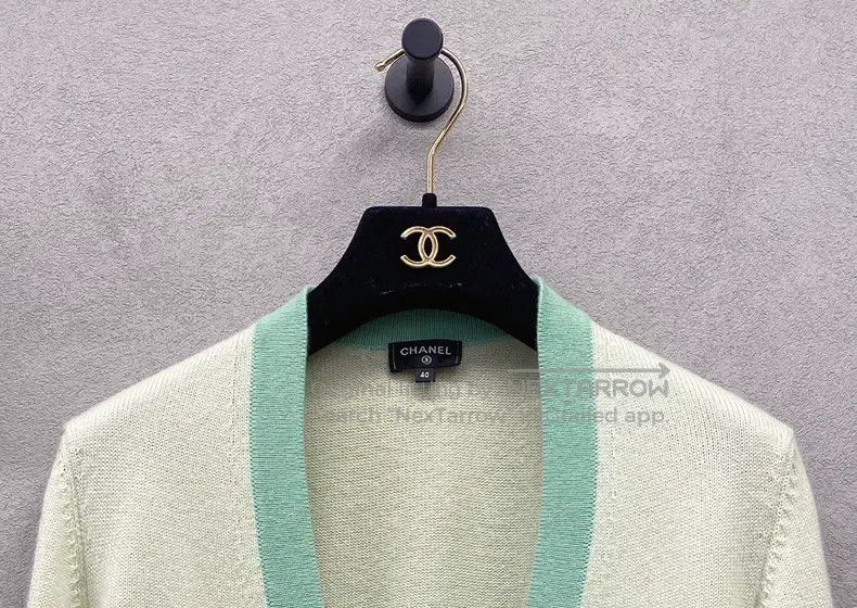 Chanel Chanel Light green knitted cardigan coat Size S / US 4 / IT 40 - 4 Thumbnail