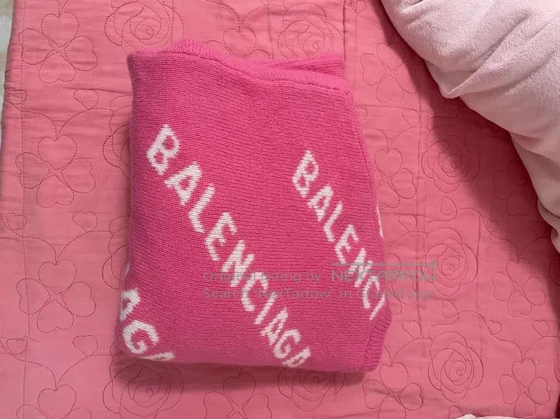 Balenciaga Balenciaga Pink logo sweater Size US S / EU 44-46 / 1 - 6 Thumbnail