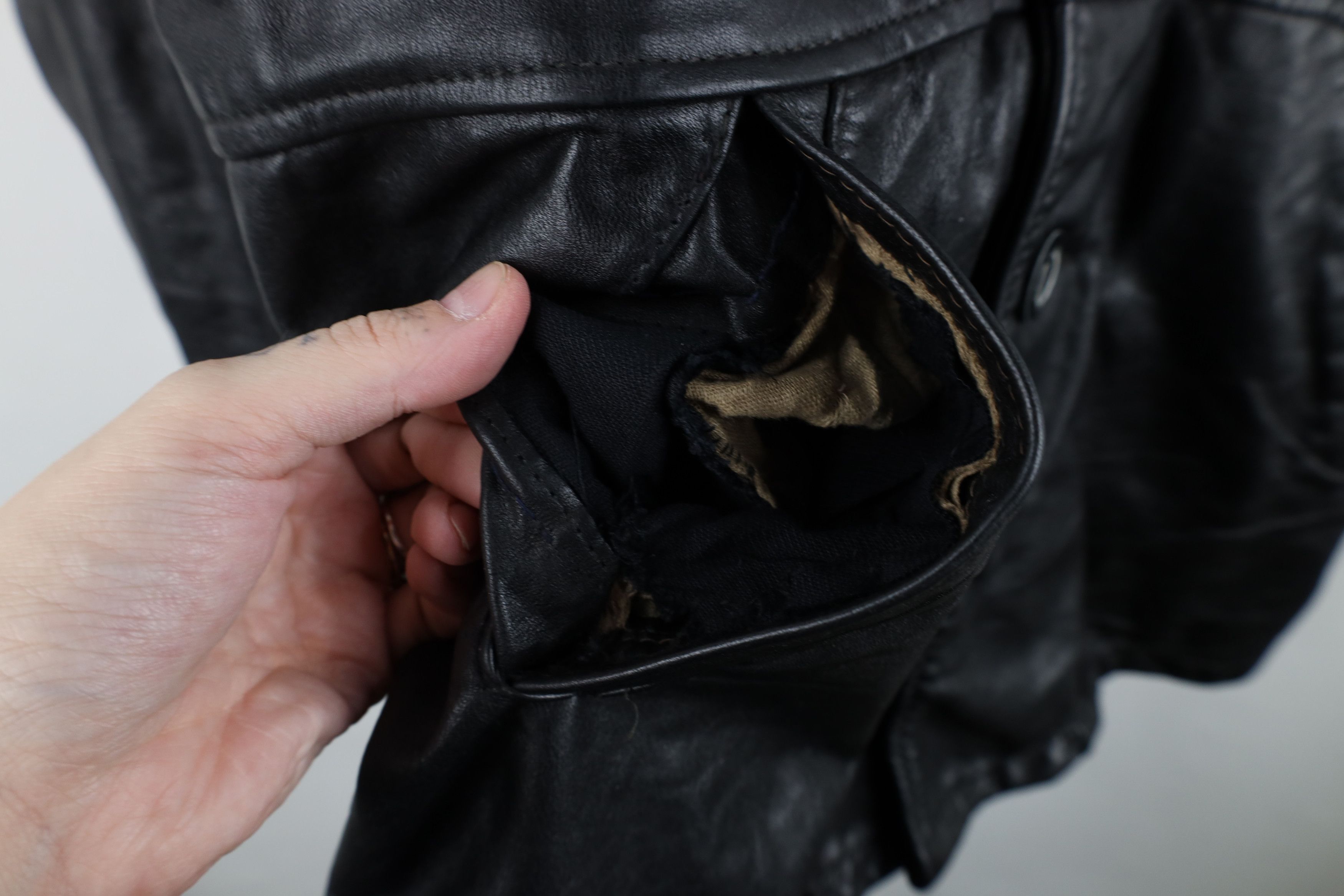 Vintage Vintage 60s 70s Streetwear Leather Jacket Coat Black USA Size US XXL / EU 58 / 5 - 9 Thumbnail