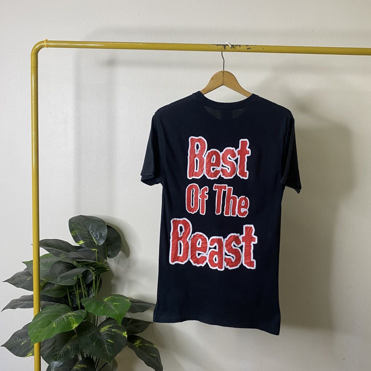 Iron Maiden Vintage 2003 Iron Maiden Best Of The Beast Band Tee Size US S / EU 44-46 / 1 - 6 Thumbnail
