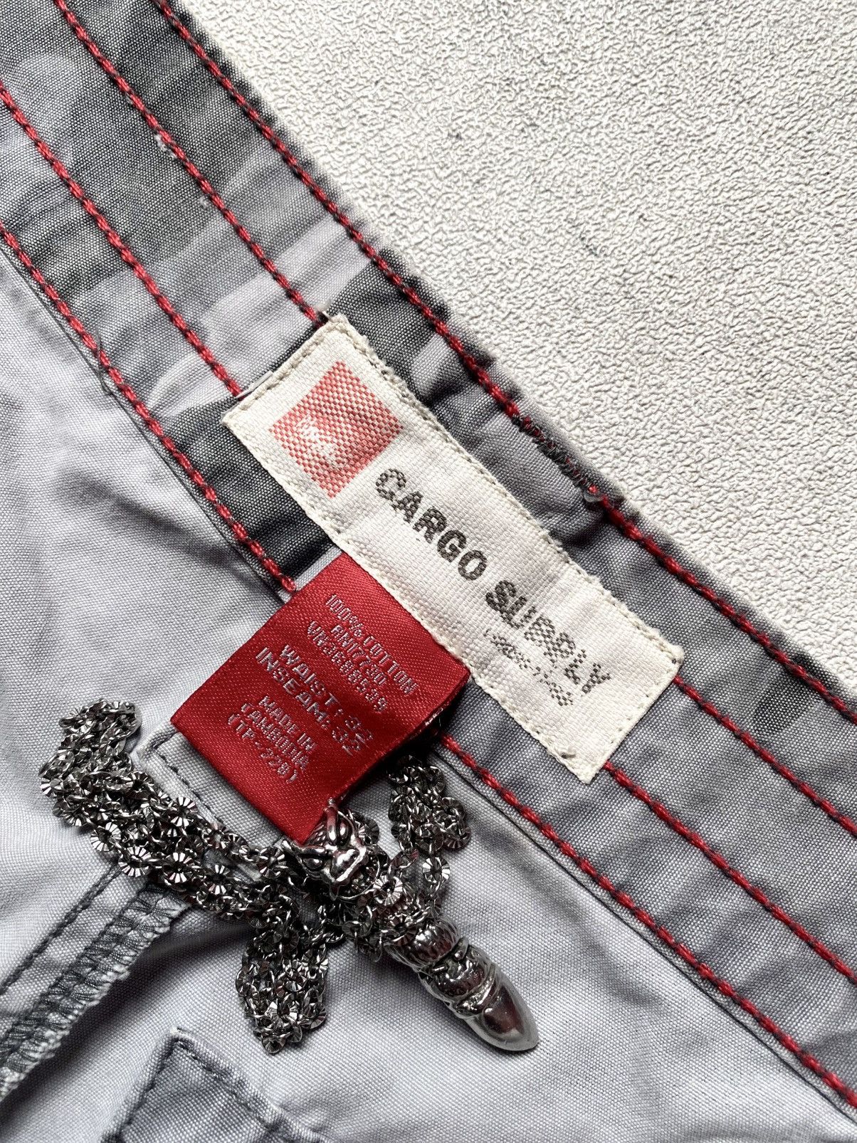 If Six Was Nine Y2K Mossimo Camo Cargo Multipocket Baggy 90s Skater Size US 32 / EU 48 - 13 Thumbnail
