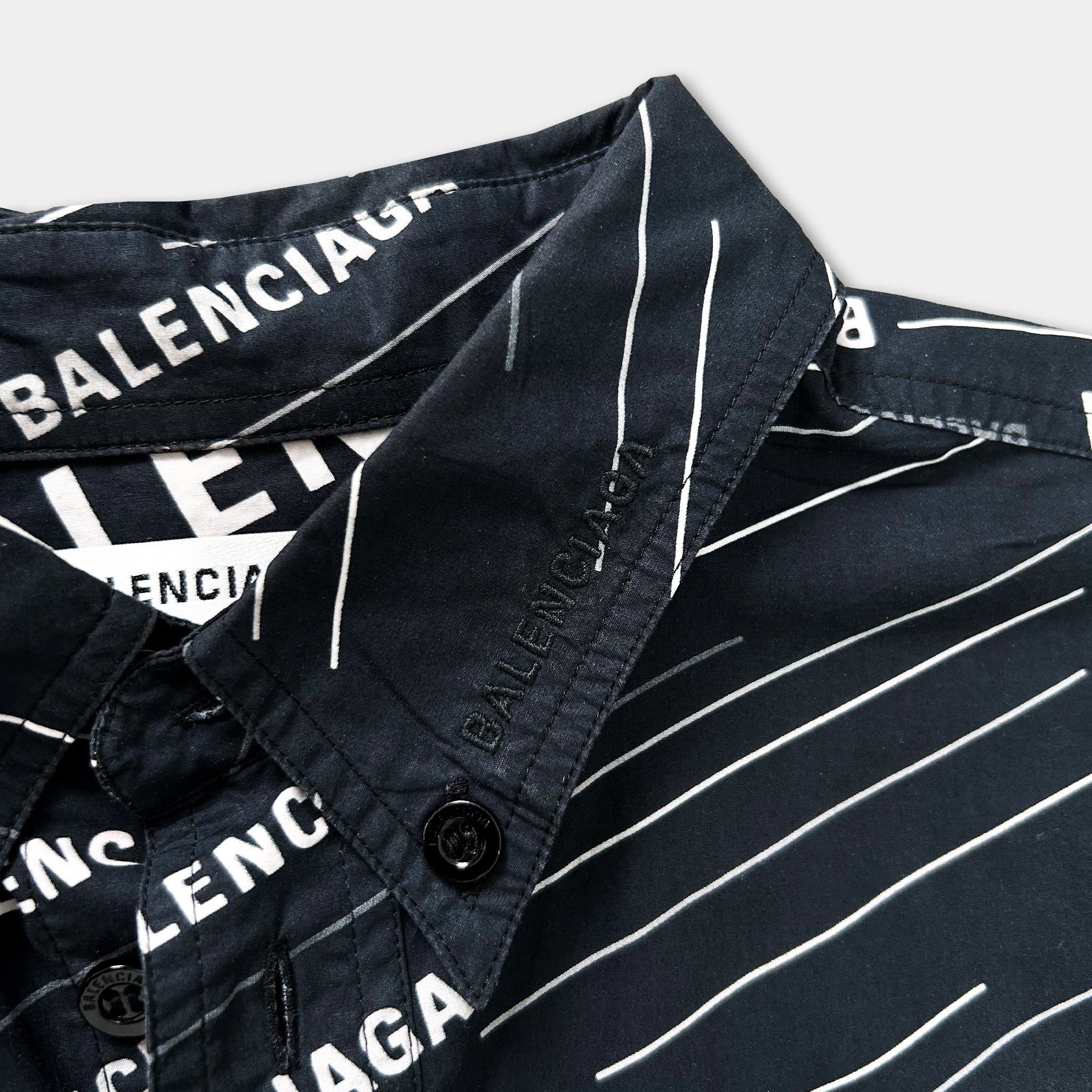 Balenciaga Balenciaga All Over Logo Shirt Size US XL / EU 56 / 4 - 3 Thumbnail
