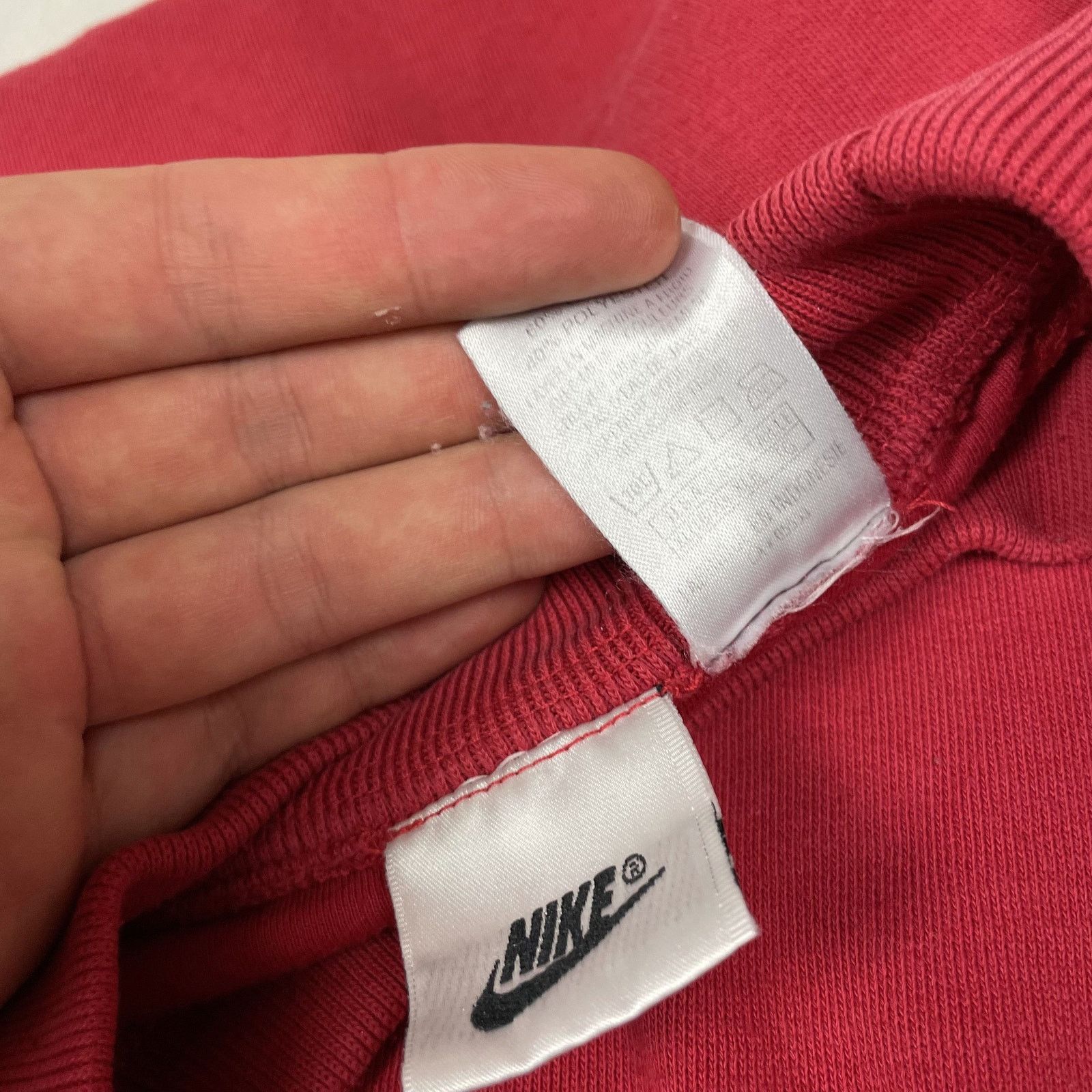 Nike × Vintage Nike Men's Red Cotton Swoosh Crew Neck Pullover Sweatshirt Size US M / EU 48-50 / 2 - 6 Thumbnail