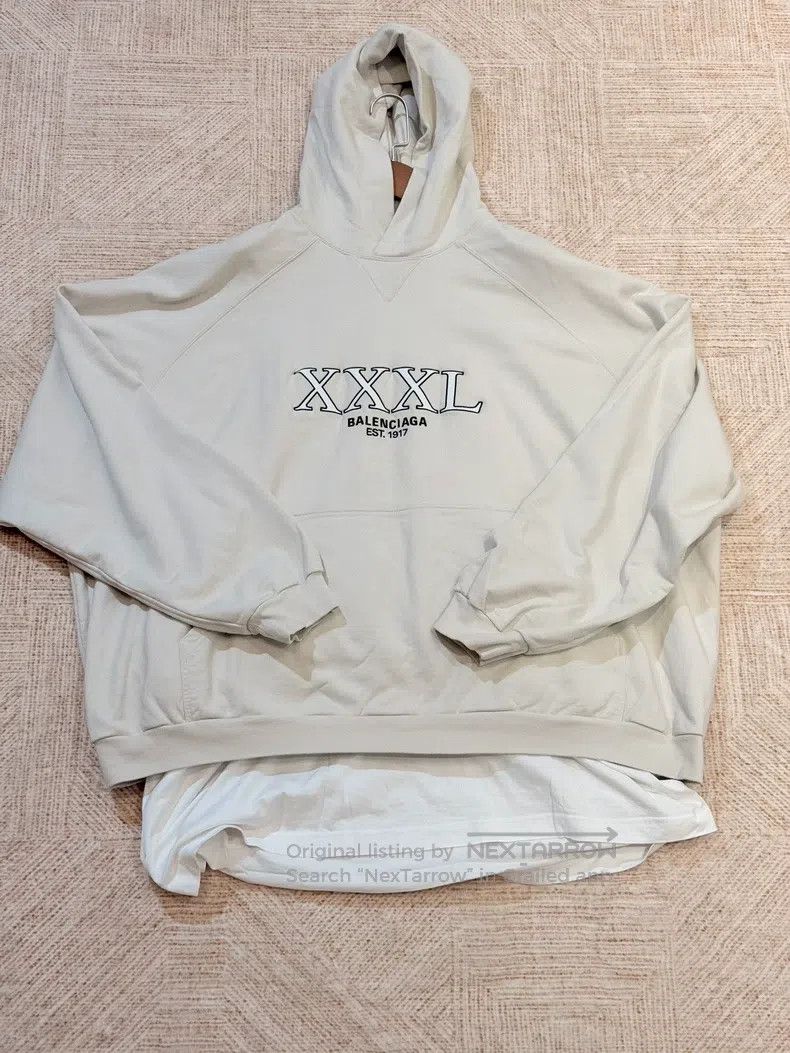 Balenciaga Balenciaga Fake Two-Piece 3XL Off-White Hoodie - Size 3 Size US L / EU 52-54 / 3 - 1 Thumbnail