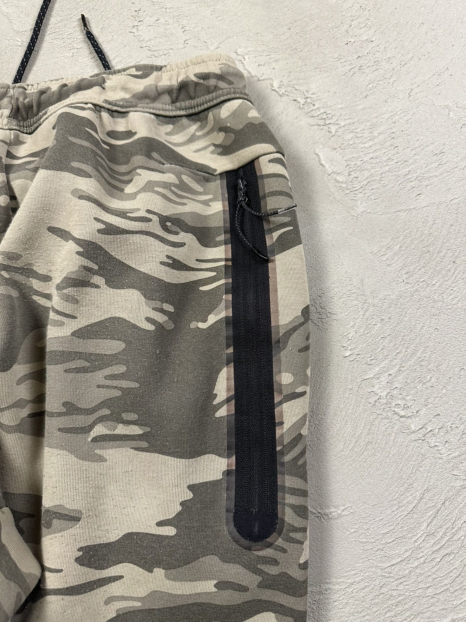 Nike Vintage Y2k Nike Tech Fleece Military Camo Drill Sweatpants Size US 32 / EU 48 - 10 Thumbnail