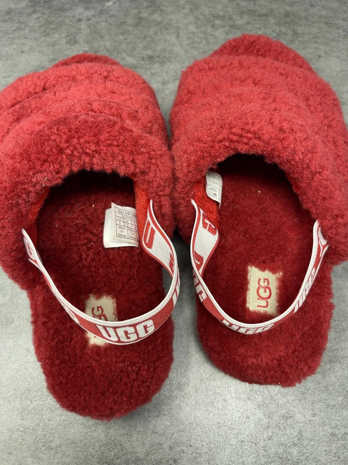 Ugg UGG Fluff Yeah Slide Slippers Womens Size 6 Red Fur Size US 6 / IT 36 - 8 Thumbnail