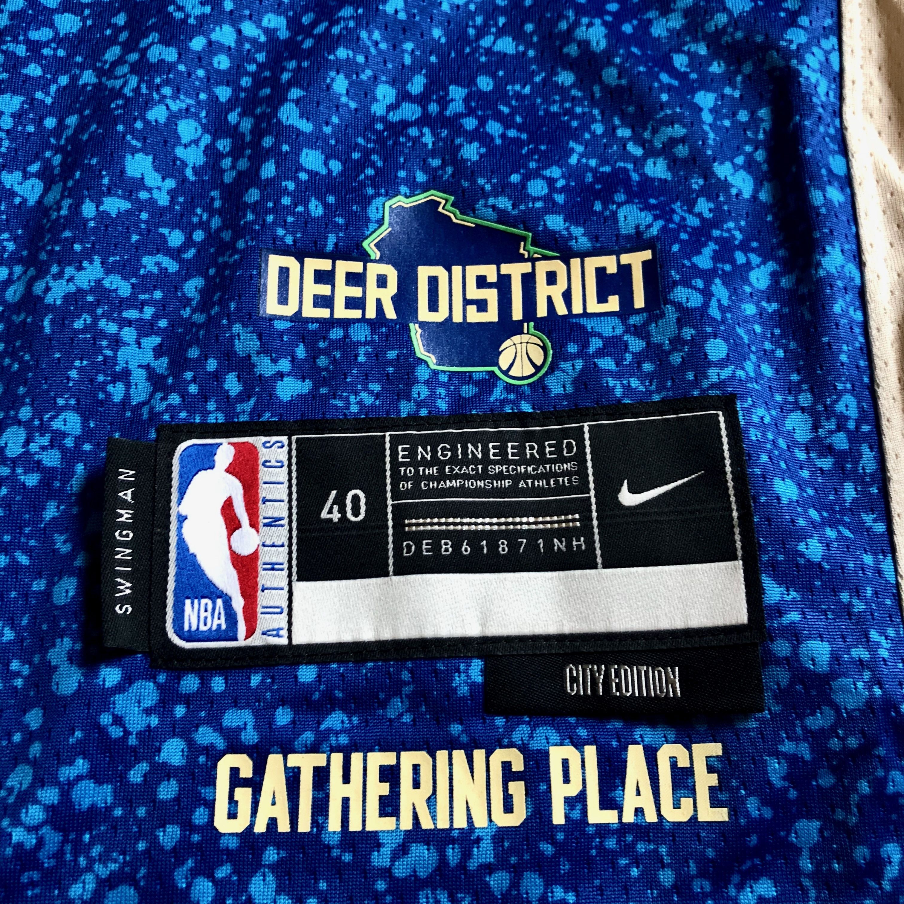 Nike Nike Milwaukee Bucks Giannis City Edition Jersey S 40 Size US S / EU 44-46 / 1 - 4 Thumbnail