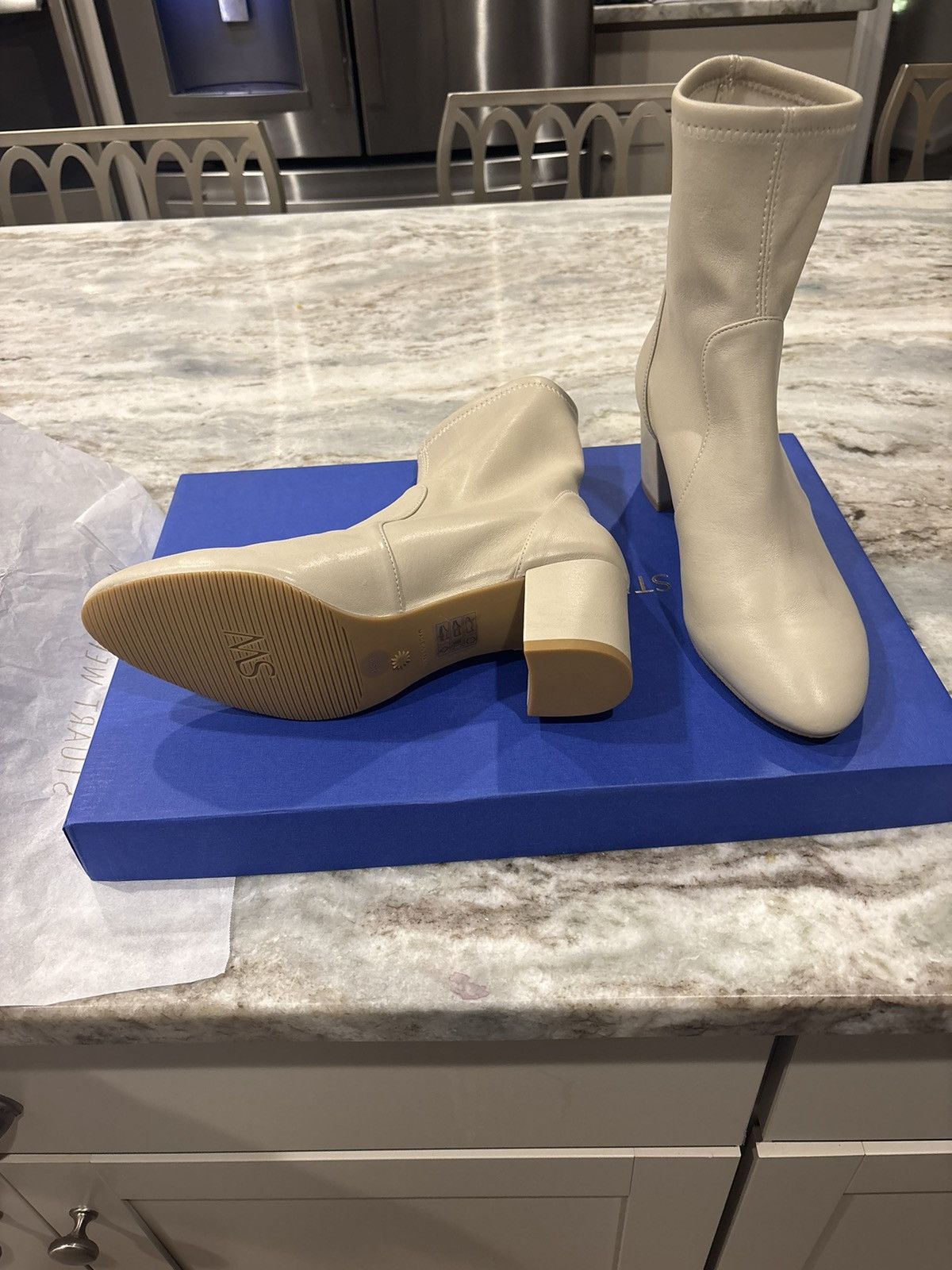 Stuart Weitzman Stuart Weitzman Bootie Size US 6.5 / IT 36.5 - 2 Thumbnail