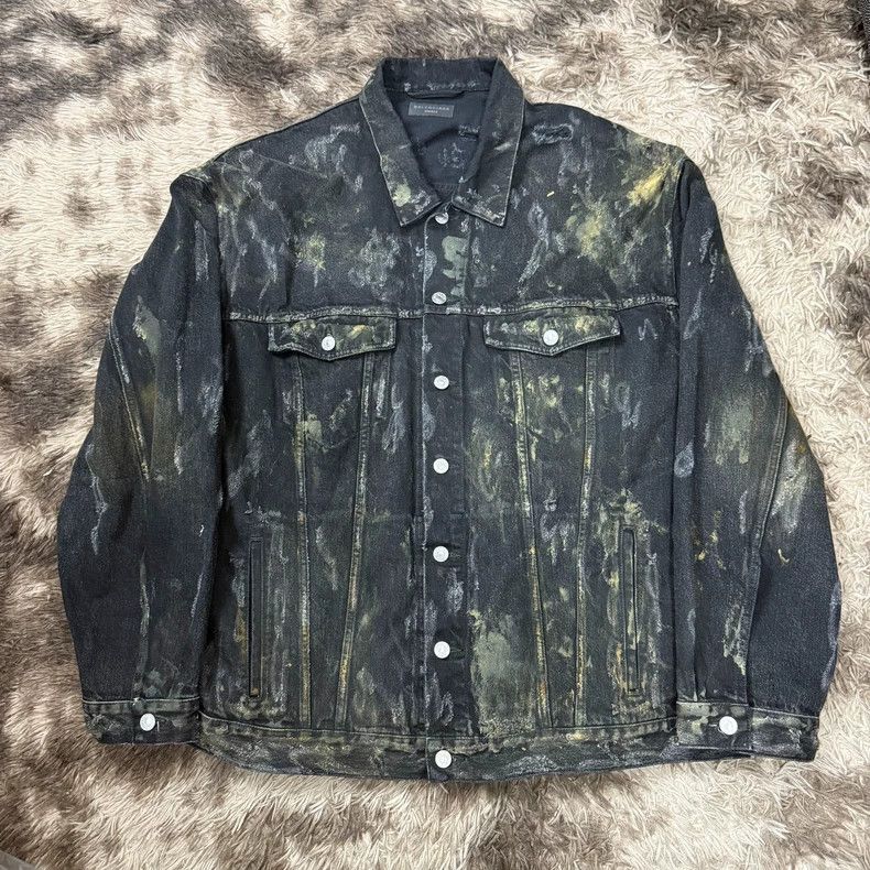 Balenciaga Balenciaga Distressed Denim Jacket Size US L / EU 52-54 / 3 - 1 Thumbnail