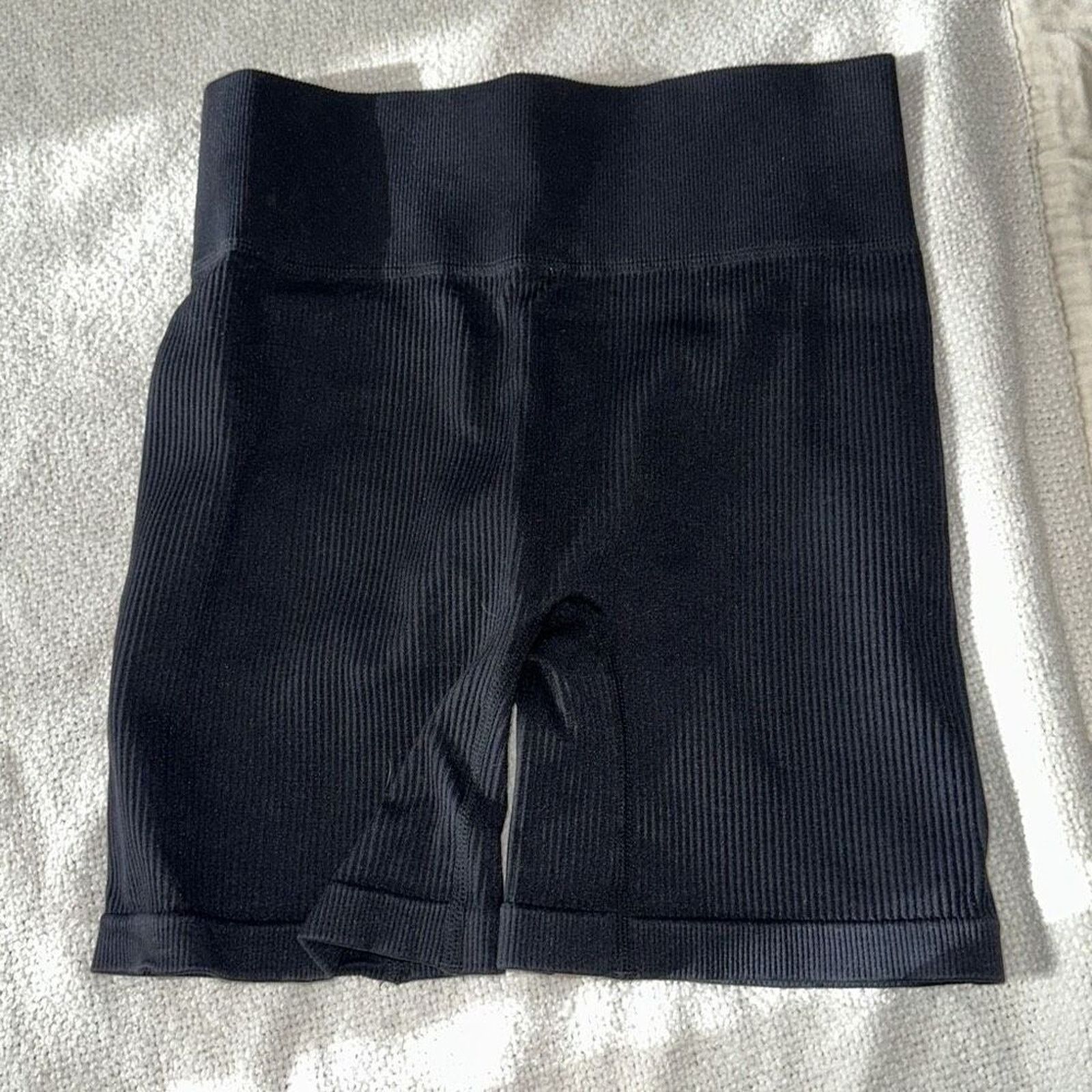 Other Amazon Black Ribbed Bike Shorts | Sz S Size 27" / US 4 / IT 40 - 2 Thumbnail