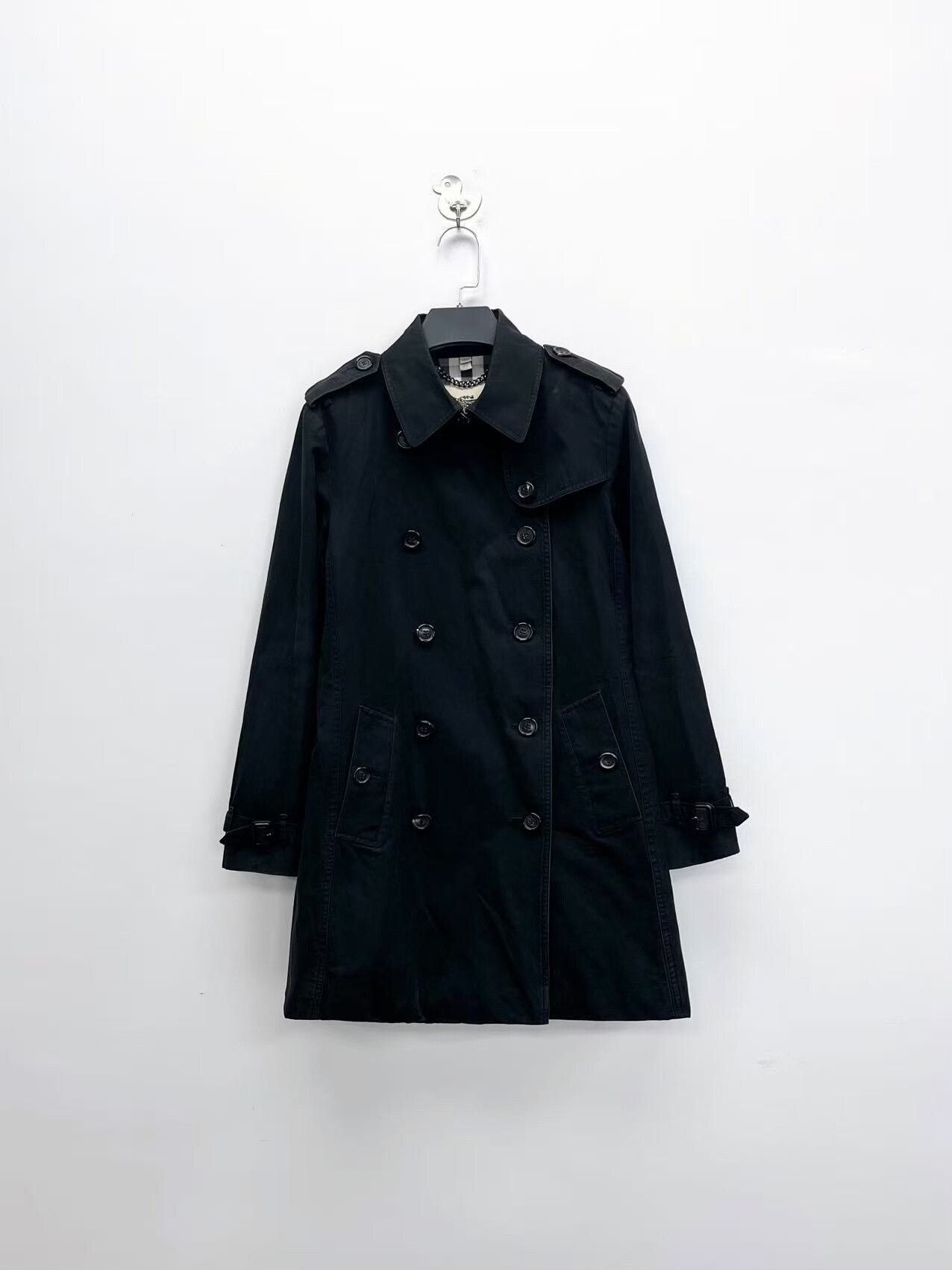 burberry black double-breasted trench coat