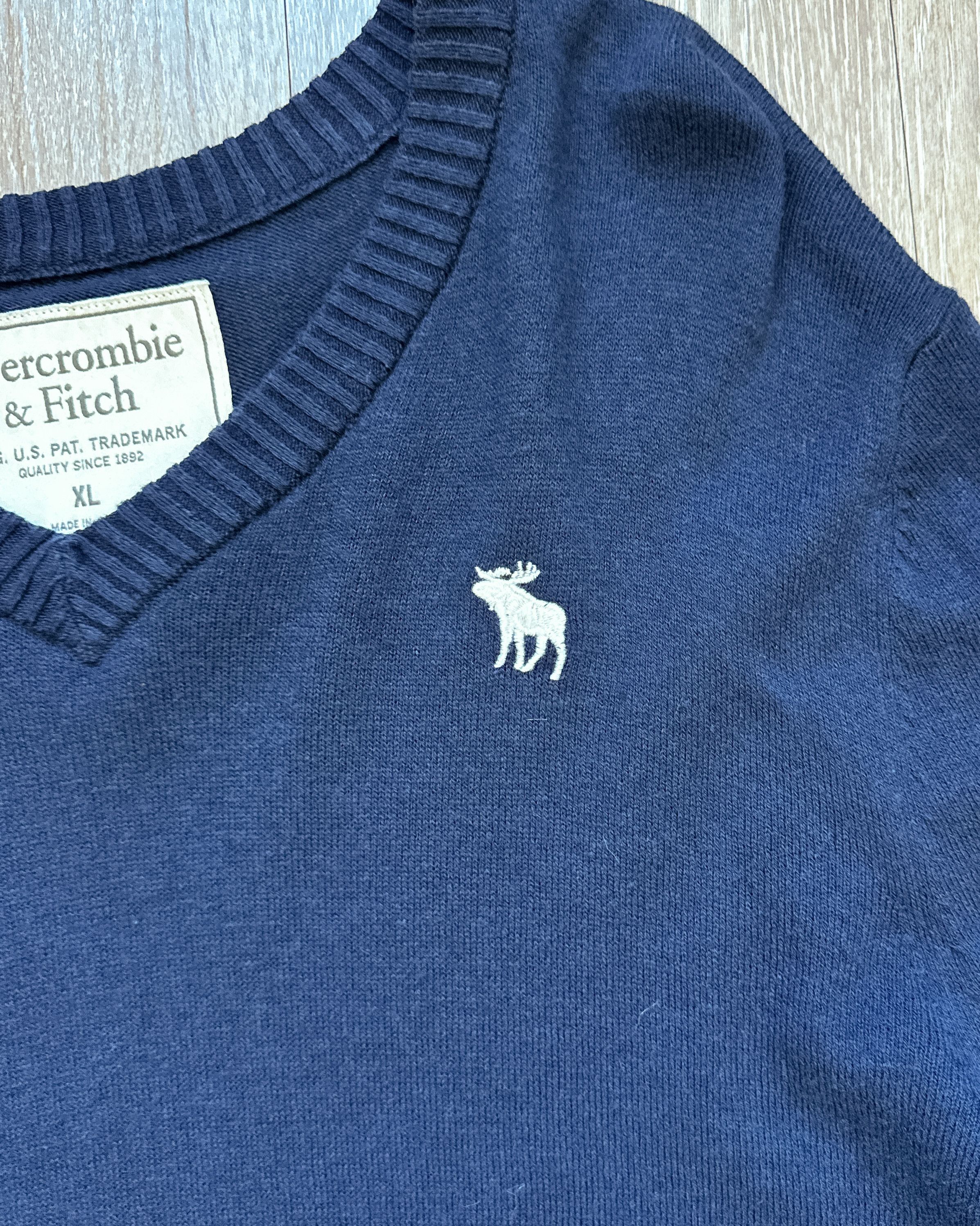 Abercrombie & Fitch Vintage 2000s Abercrombie & Fitch V Neck Cashmere Sweater Size US XL / EU 56 / 4 - 2 Thumbnail